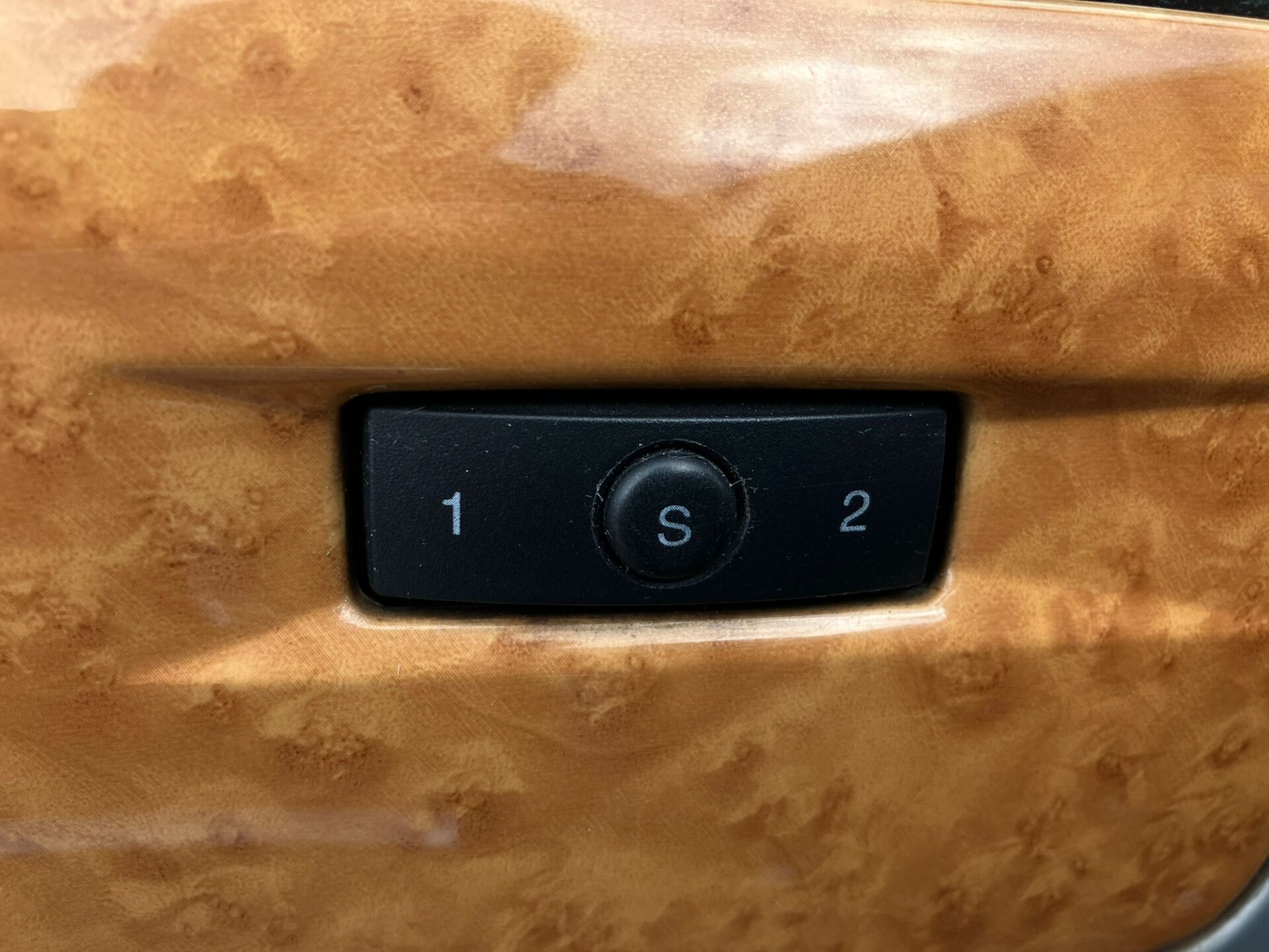 Chrysler Grand Voyager Stow&go 7-мест