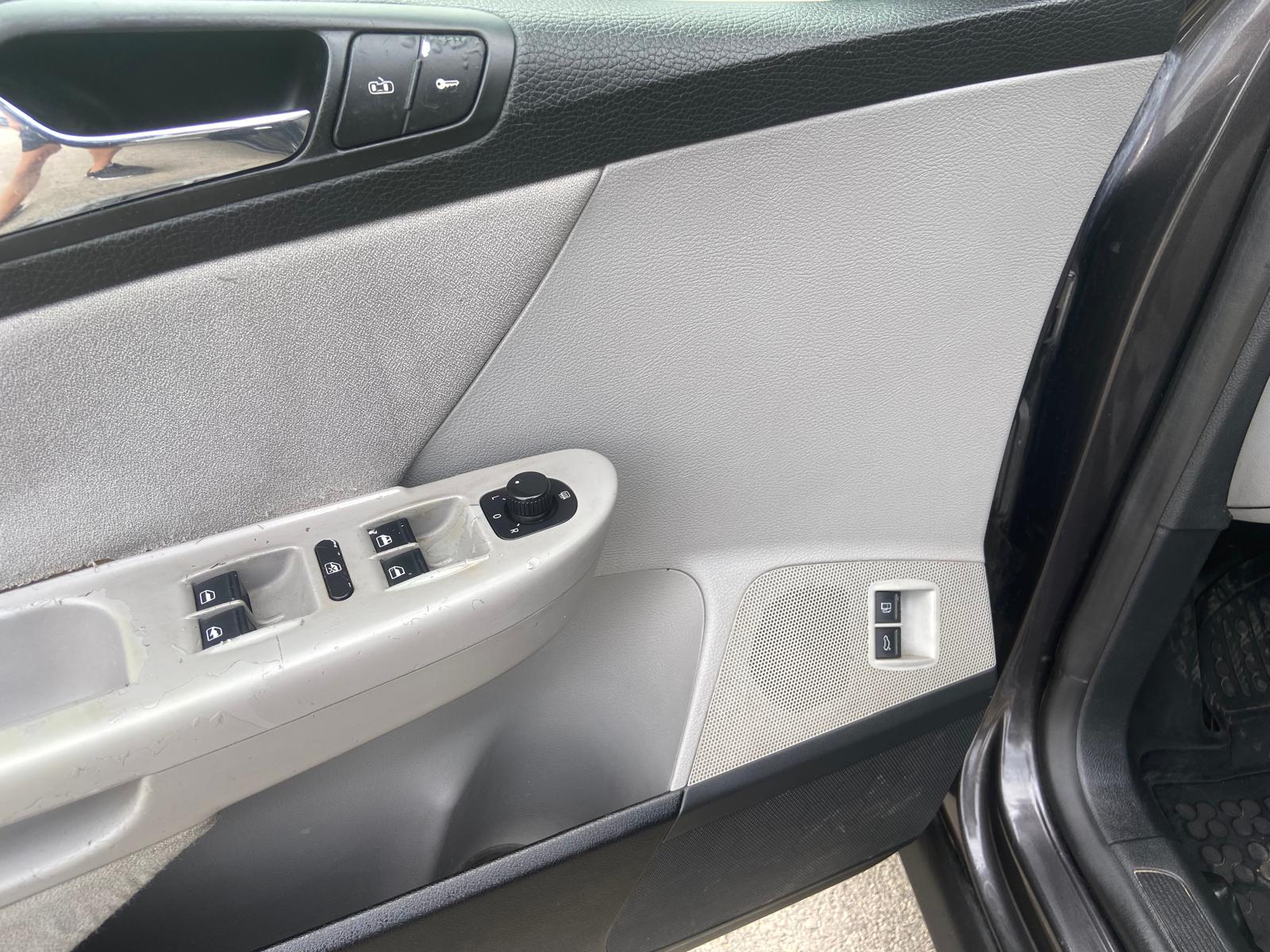VW Passat (B6)
