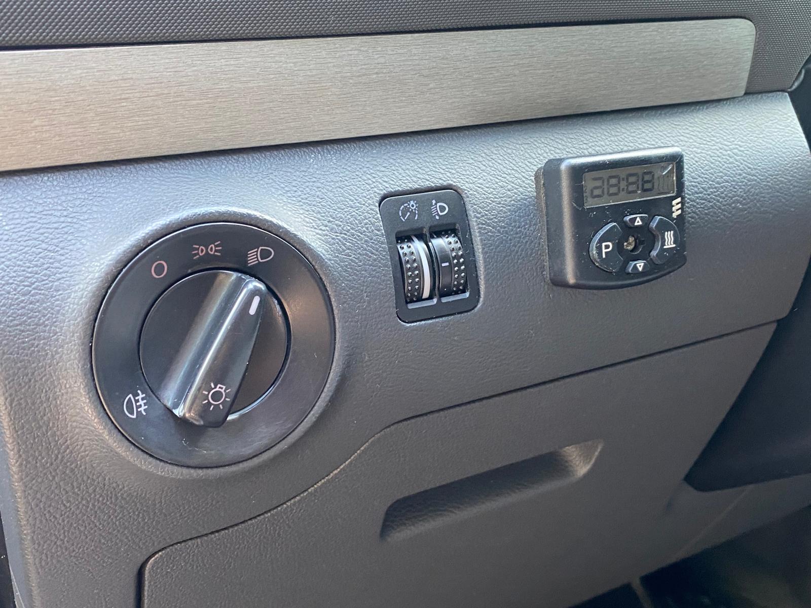VW SHARAN FREESTYLE 7-VIETAS