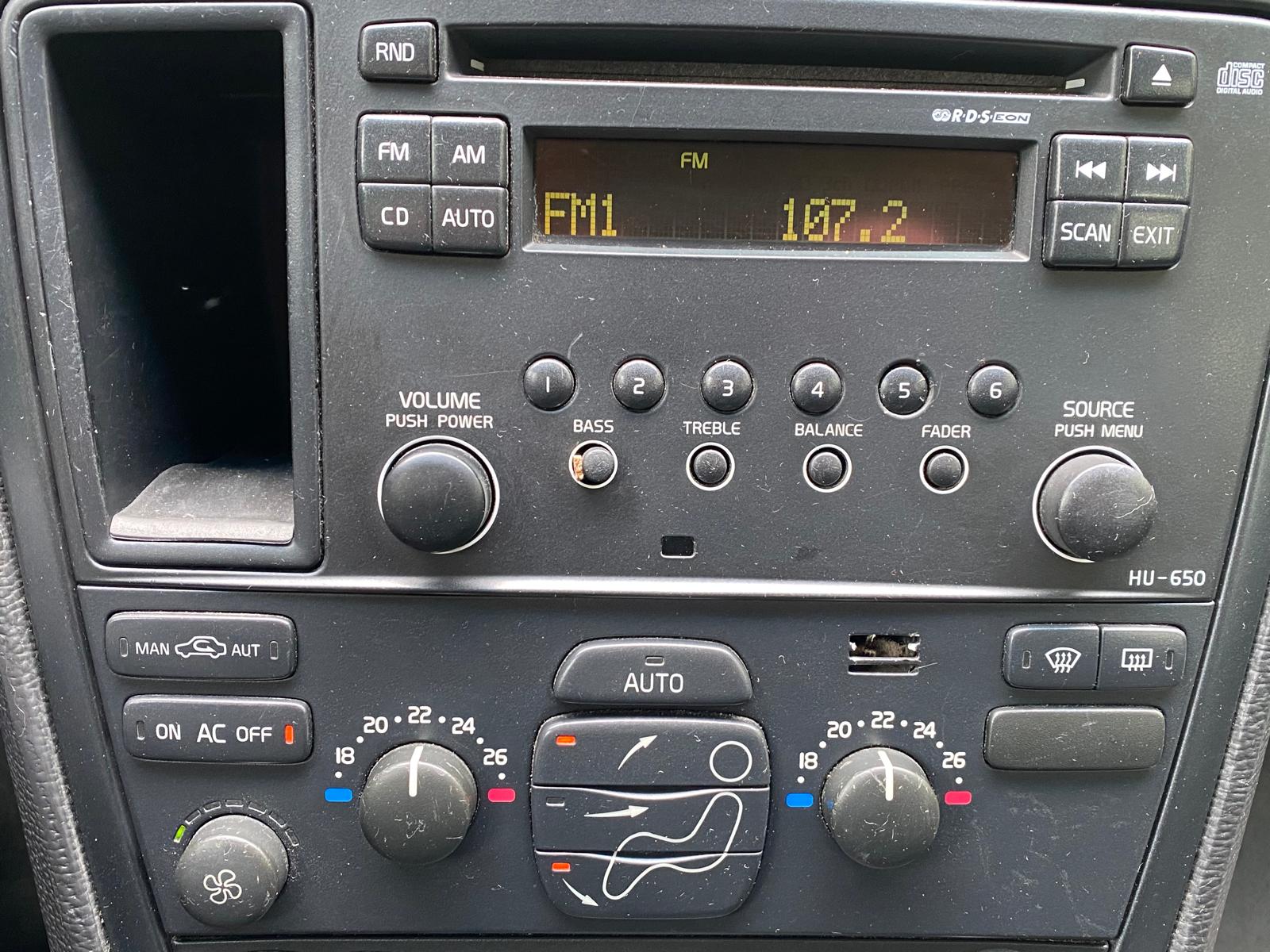 VOLVO V70