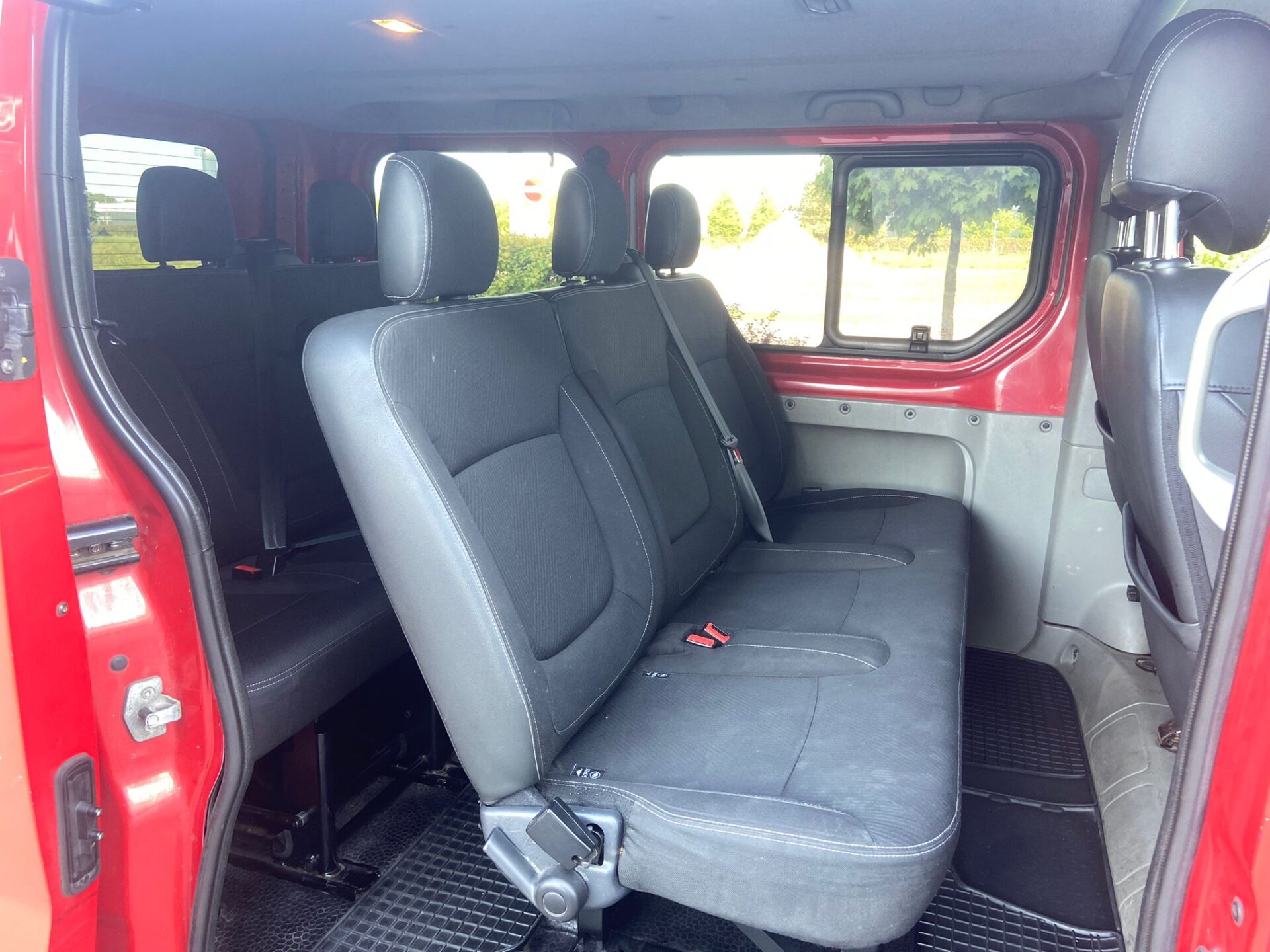 Renault Trafic 8-vietas