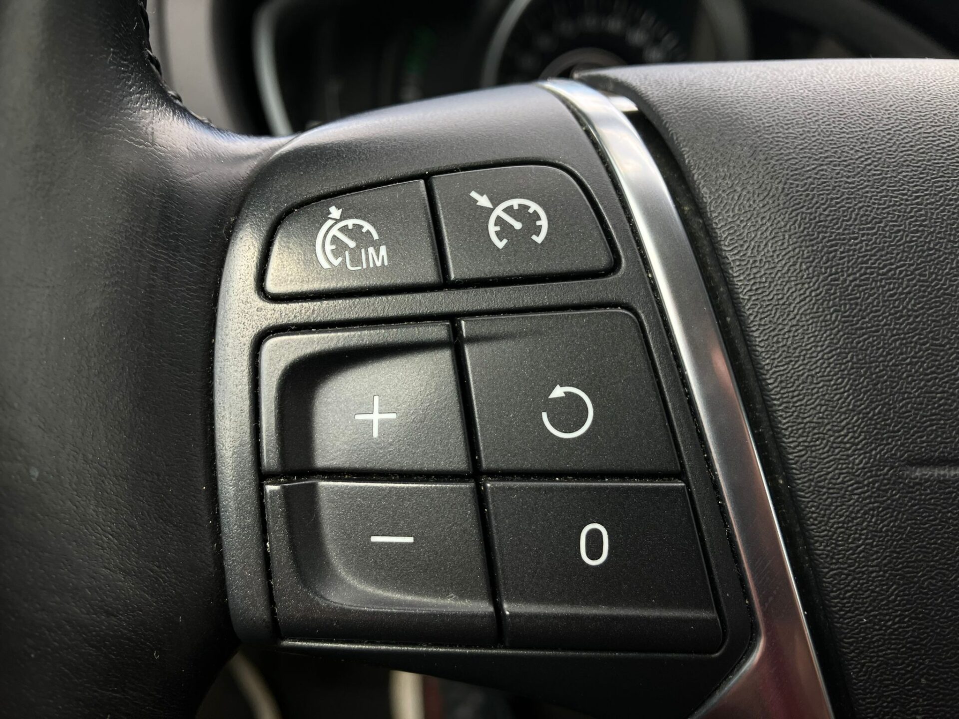 Volvo V40 Cross Country 4×4