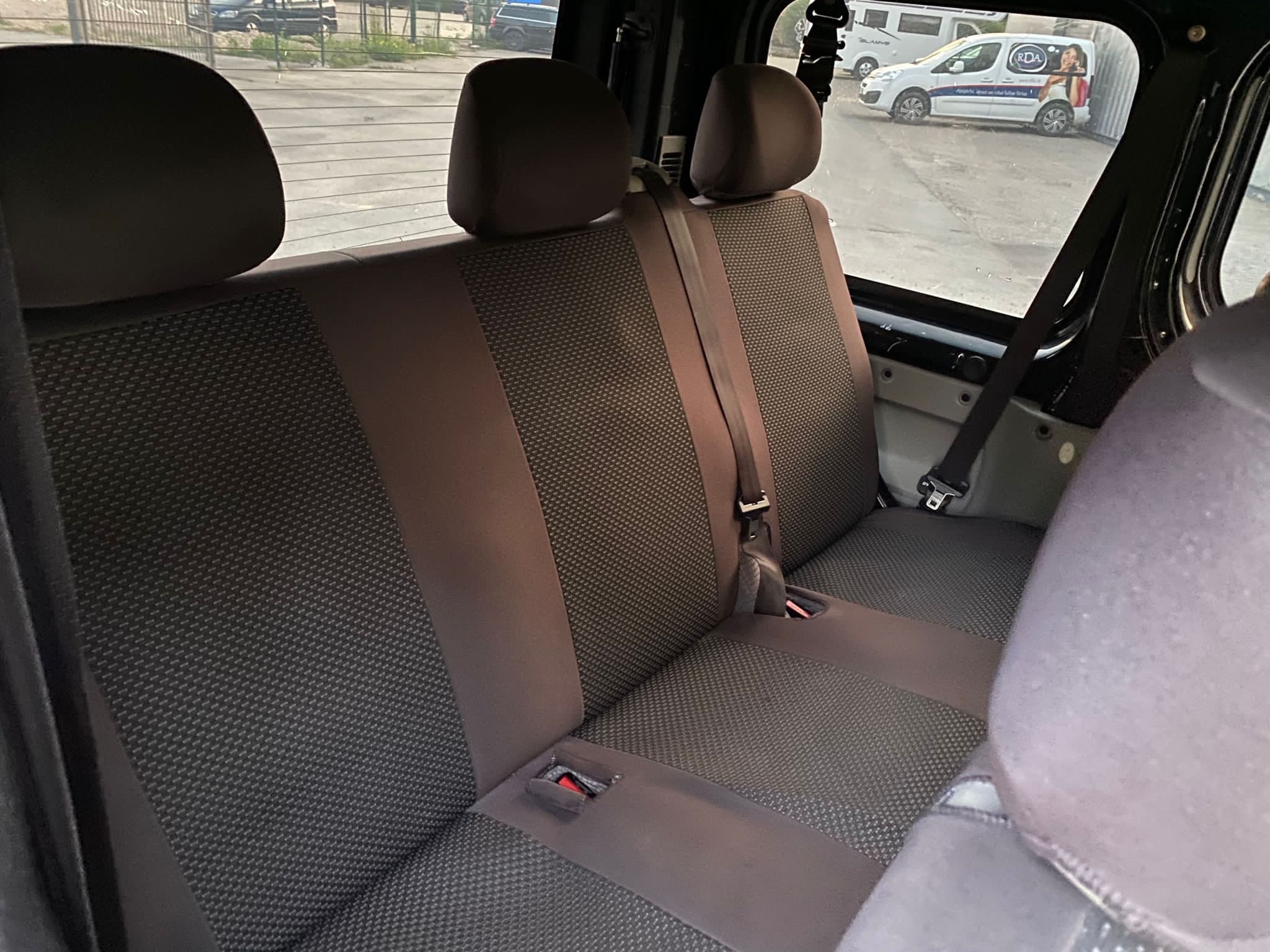 Renault Trafic Passenger 9-vietas