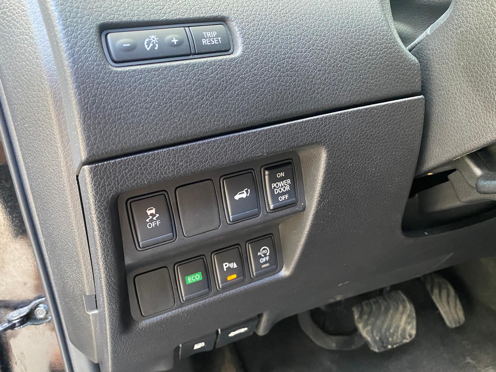 NISSAN X-TRAIL 4X4