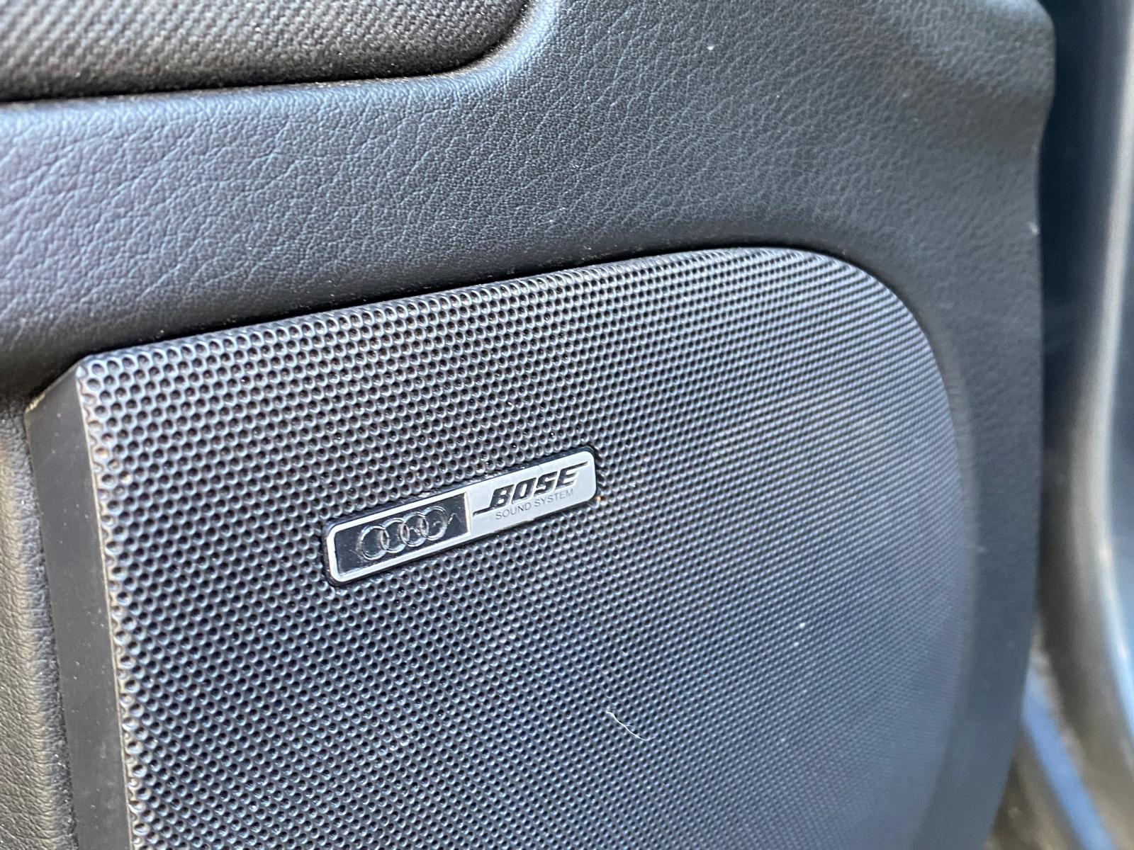 AUDI A4 S-LINE QUATTRO