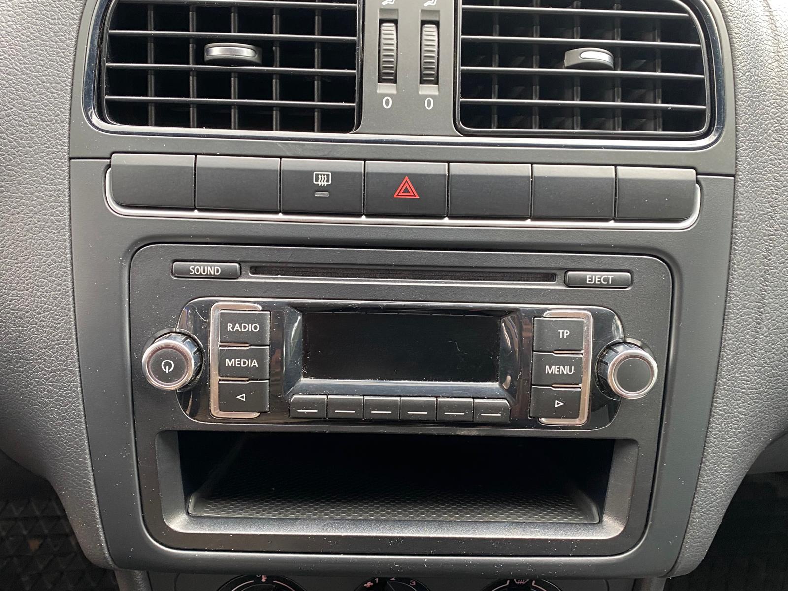 VW POLO