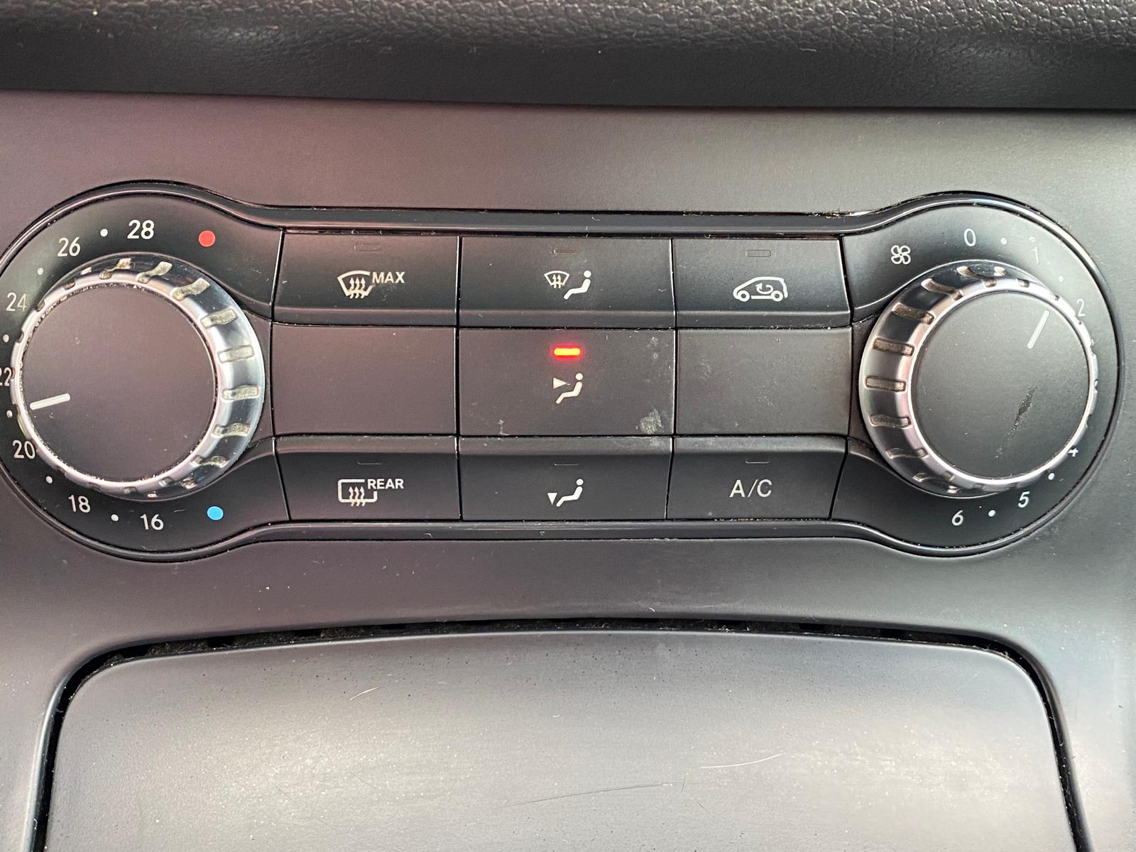 MERCEDES BENZ B180 BLUE EFFICIENCY