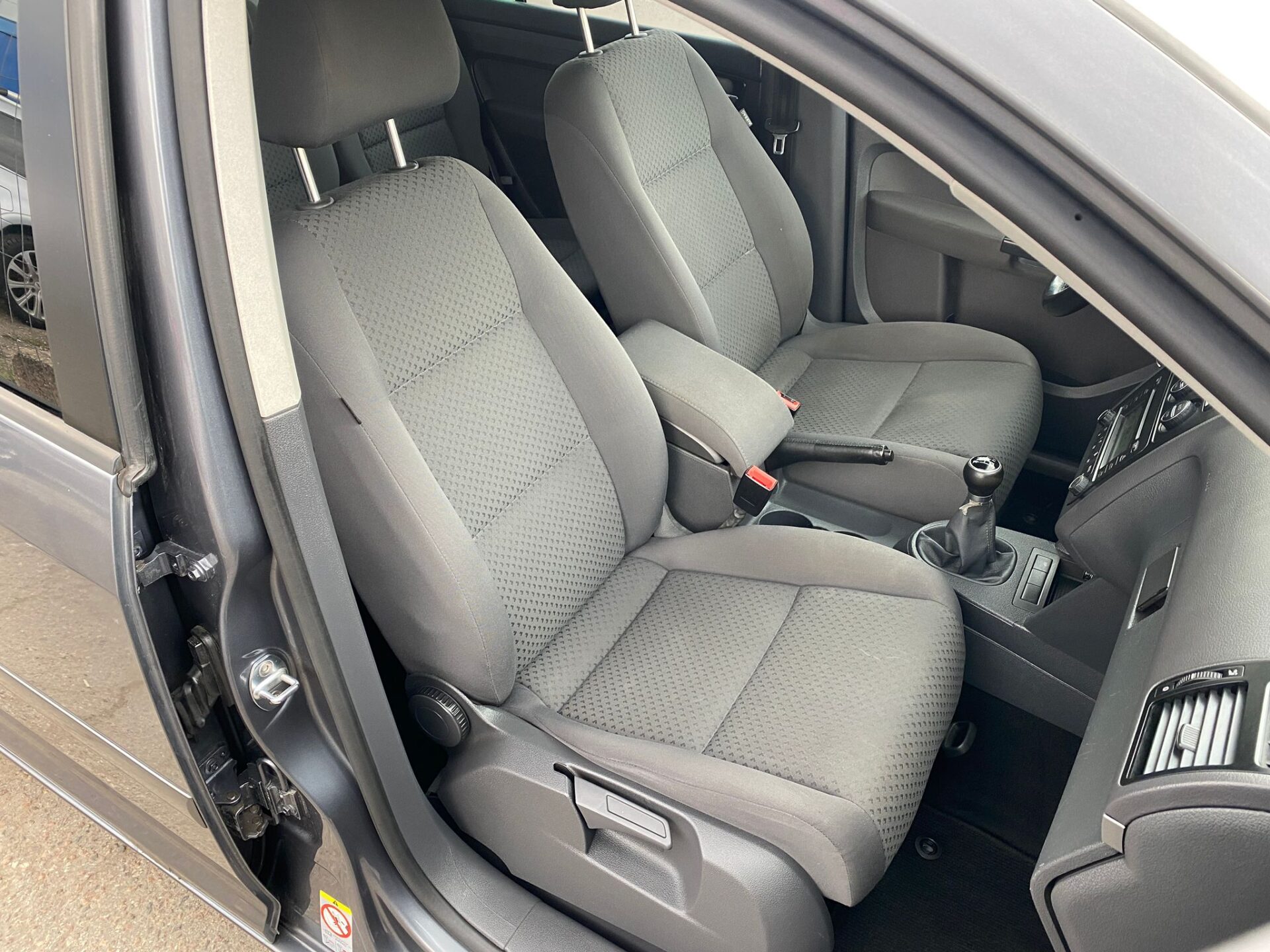VW TOURAN