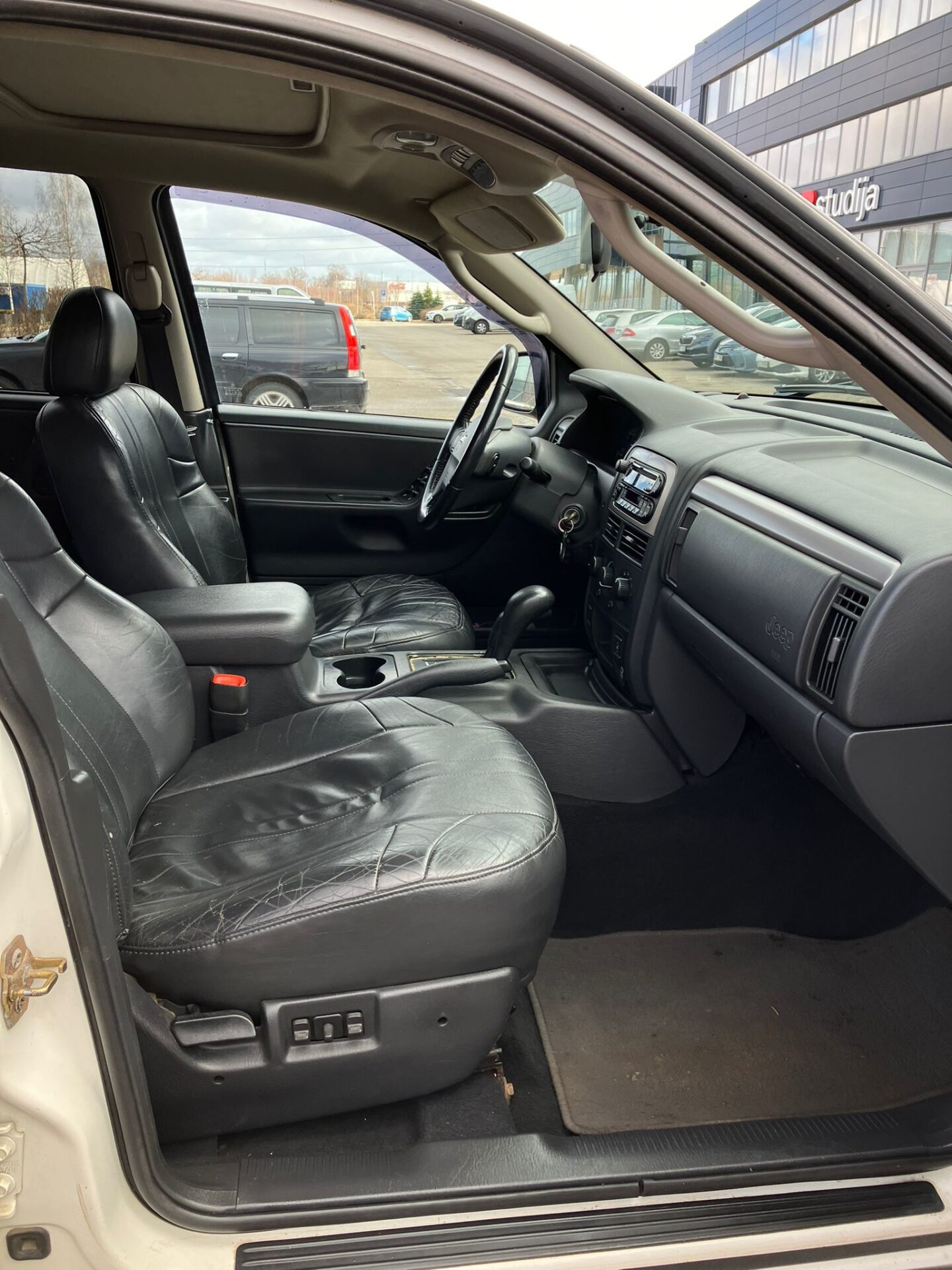 Jeep Grand Cherokee 4×4 special editions v8