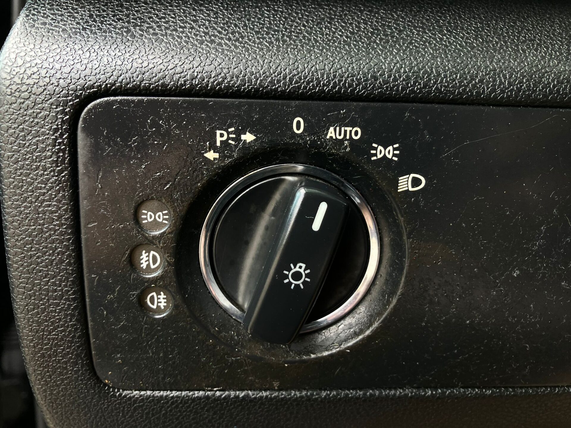 Mercedes Benz R320 7-vietas