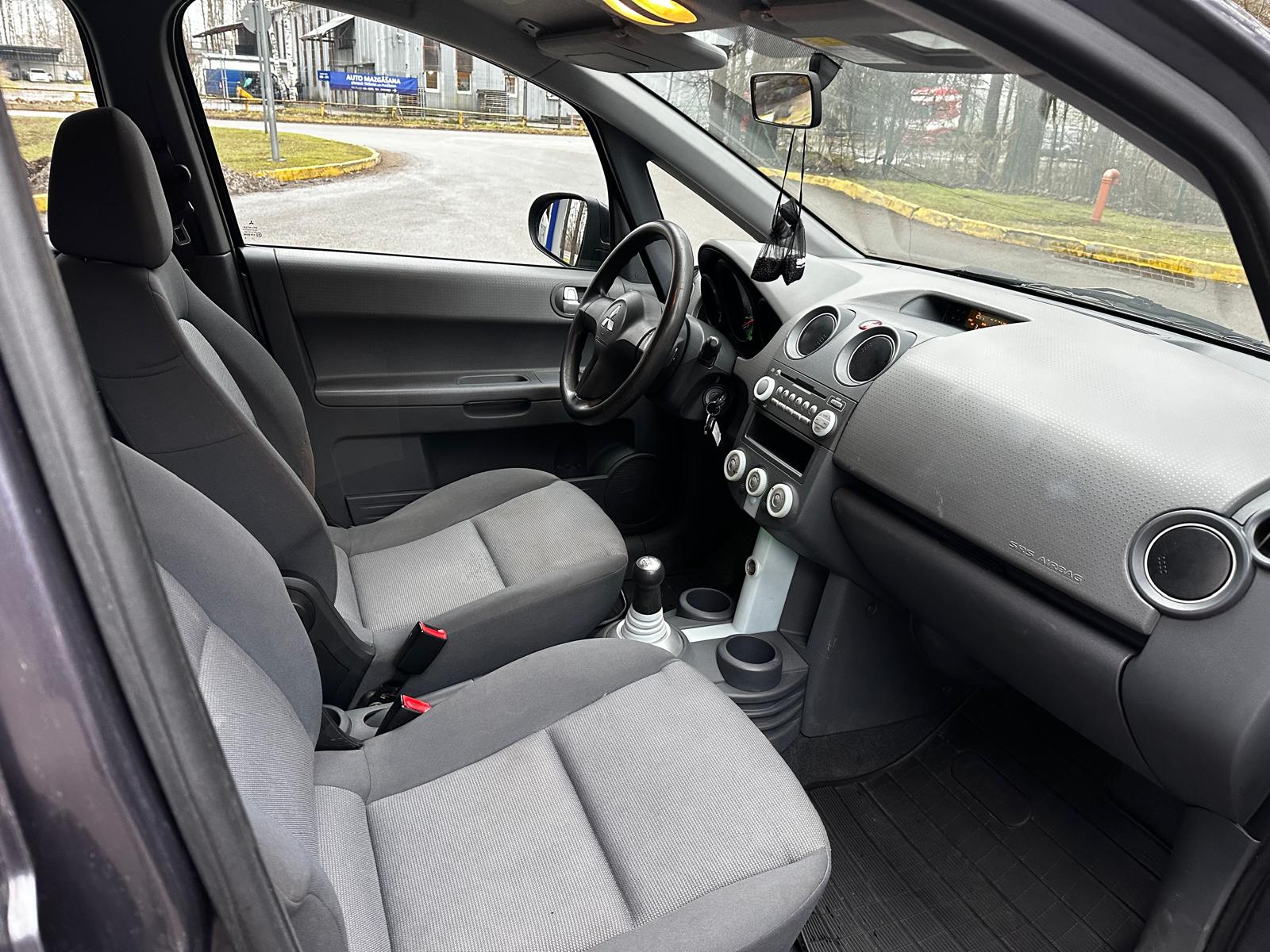 Mitsubishi Colt