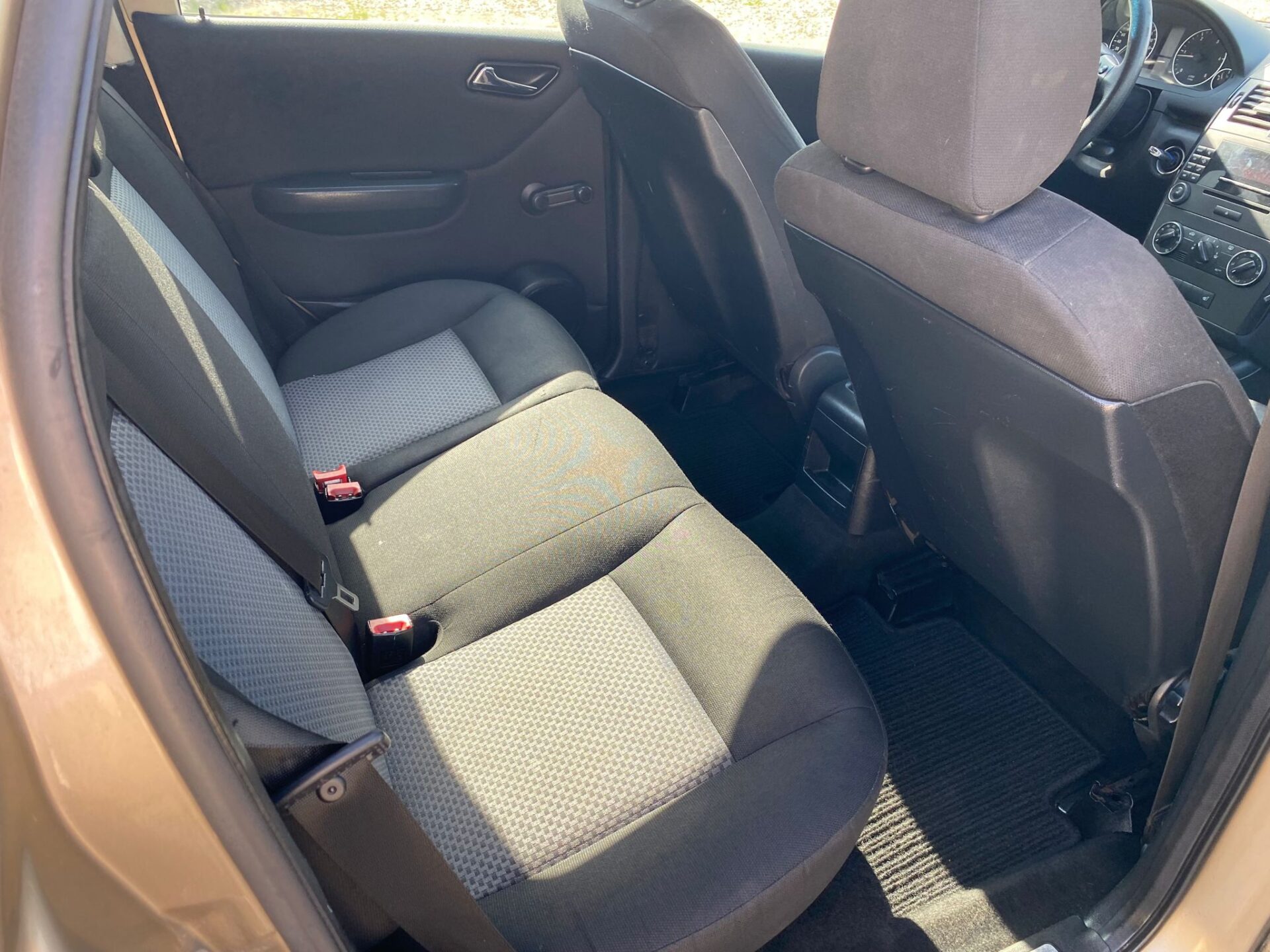 Mercedes Benz A160