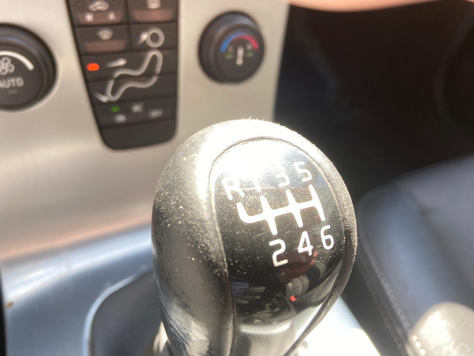 VOLVO S40