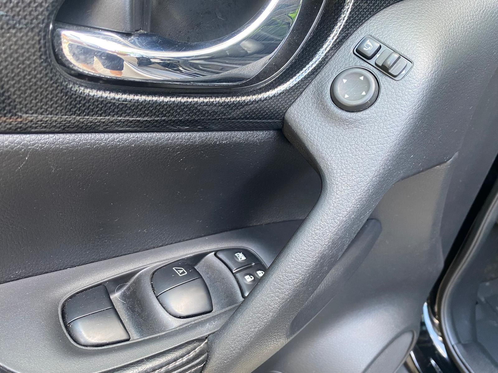 NISSAN X-TRAIL 4X4