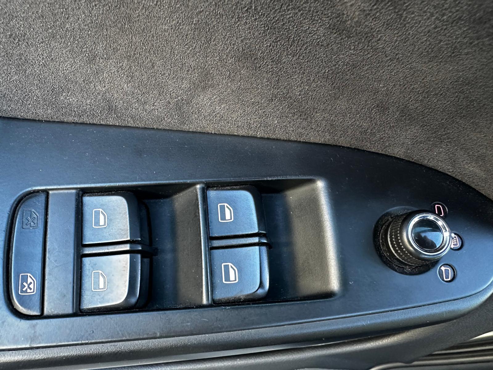 AUDI A4 SLINE
