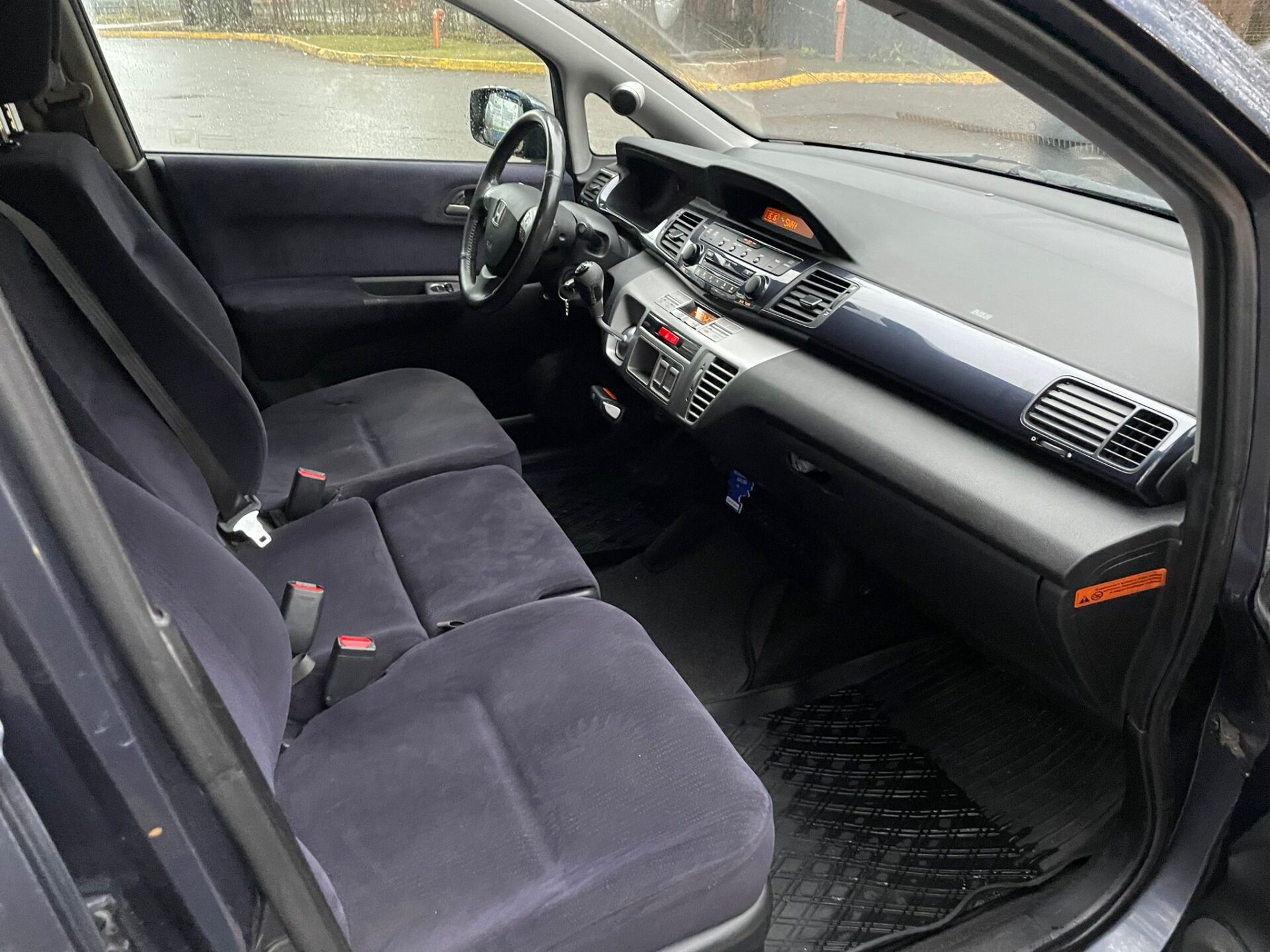 Honda fr-v
