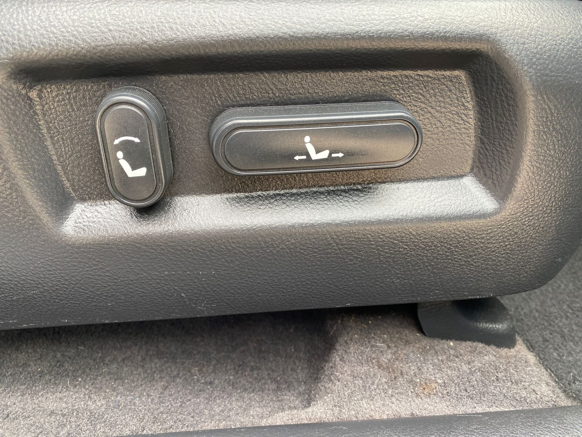 HYUNDAI SANTA FE 4×4