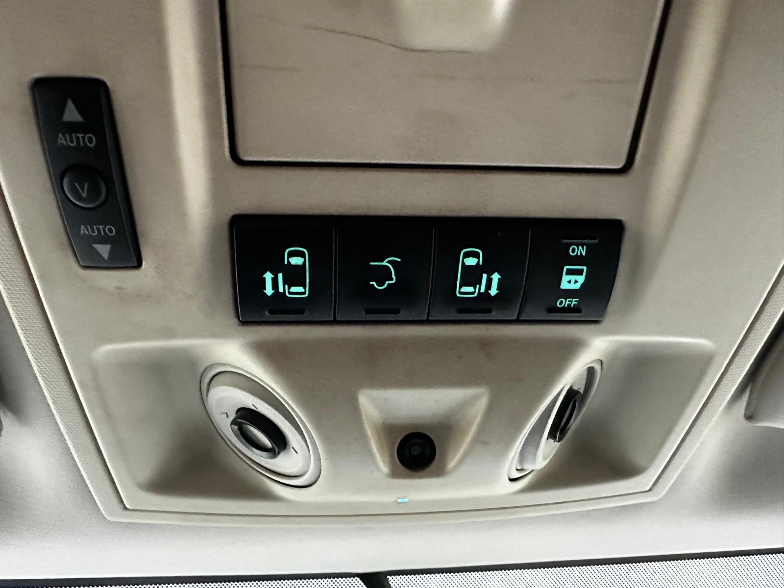 Chrysler Grand Voyager Stow&go 7-vietas