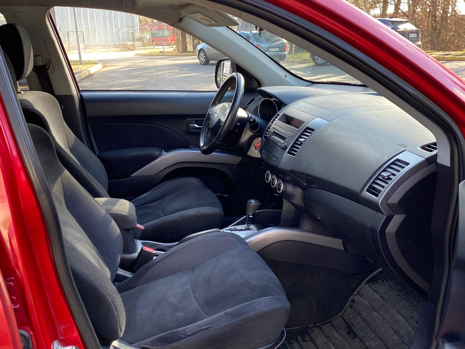 MITSUBISHI OUTLANDER 4X4