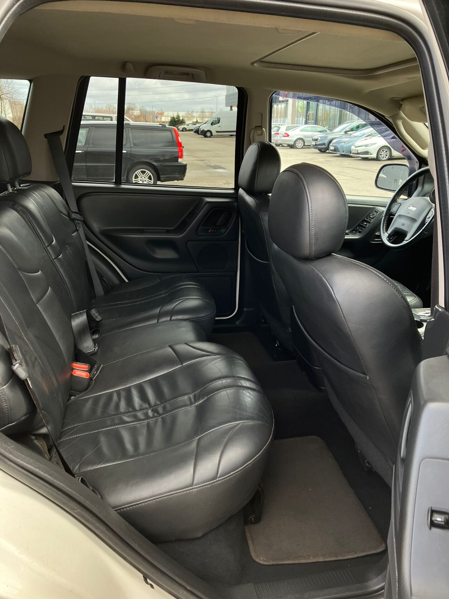 Jeep Grand Cherokee 4×4 special editions v8