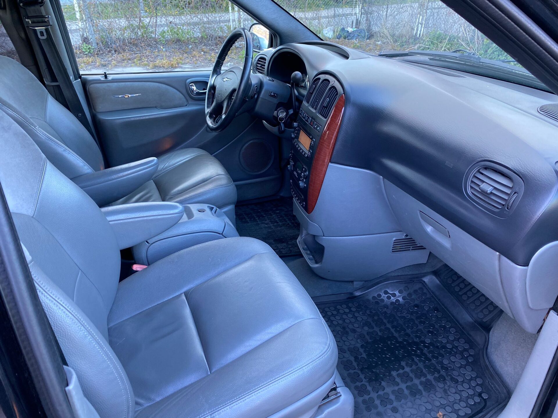 Chrysler Grand Voyager Stow Go 7-vietas