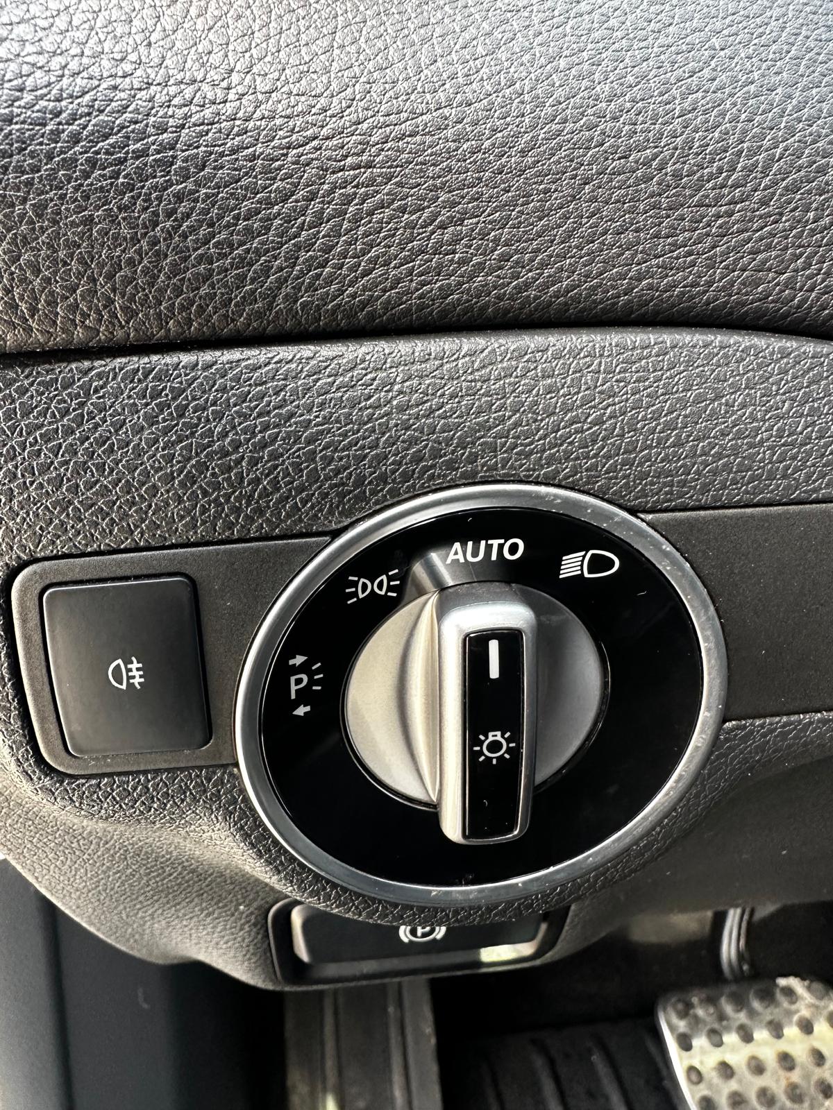 Mercedes GLA200