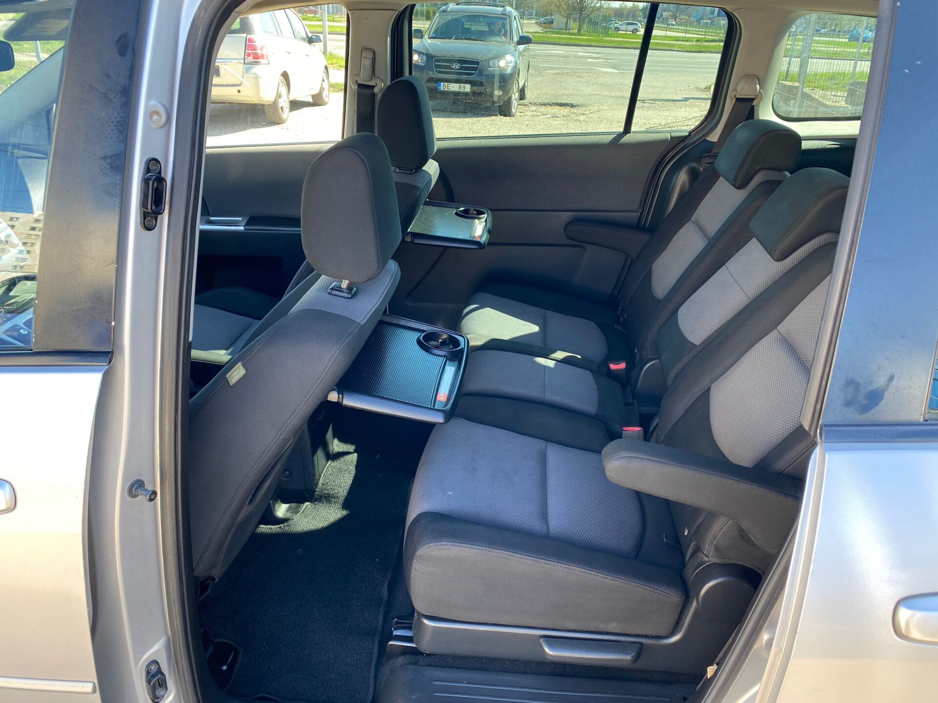 Mazda 5 7-vietas