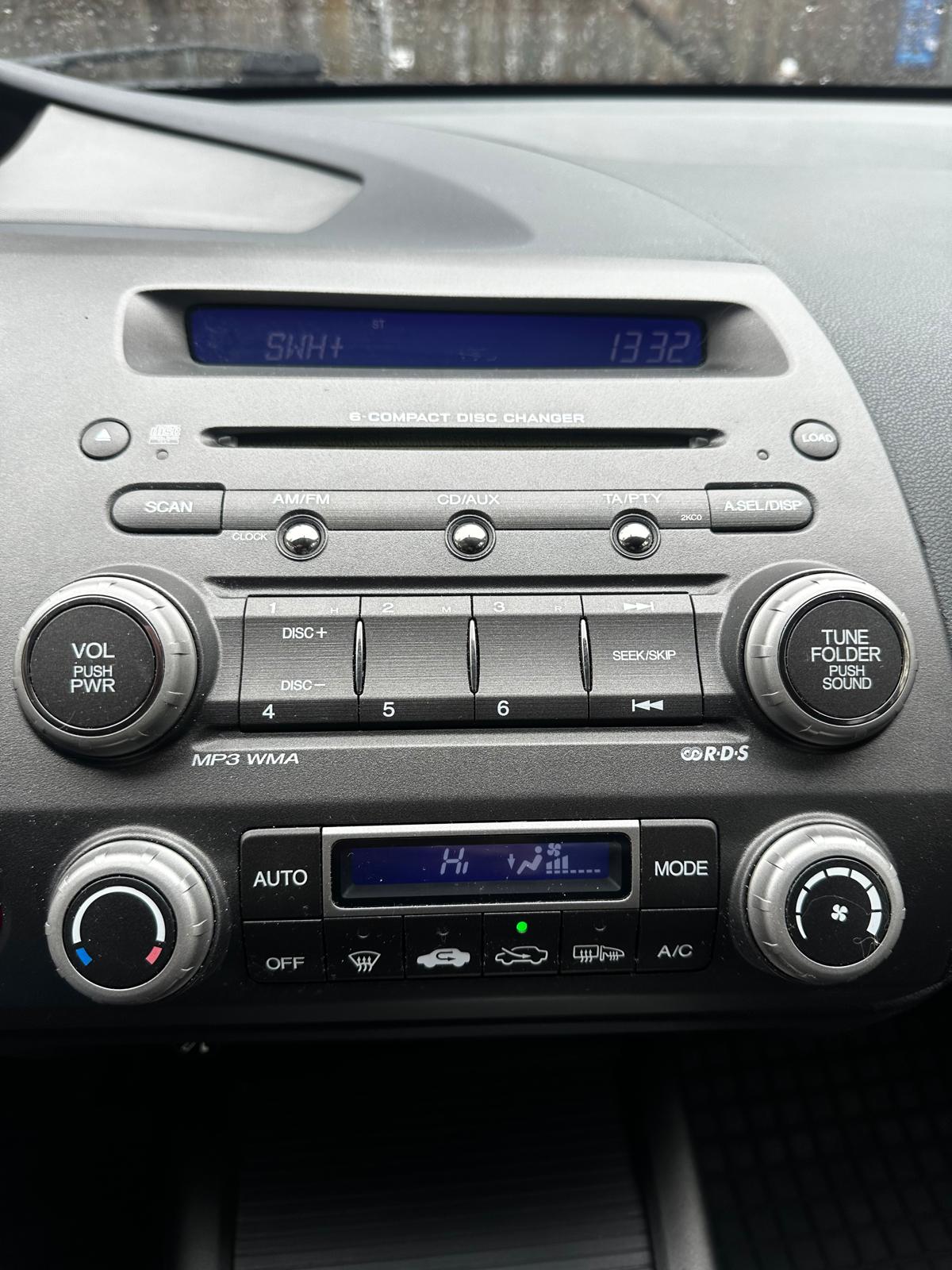 HONDA CIVIC 4DR HYBRID