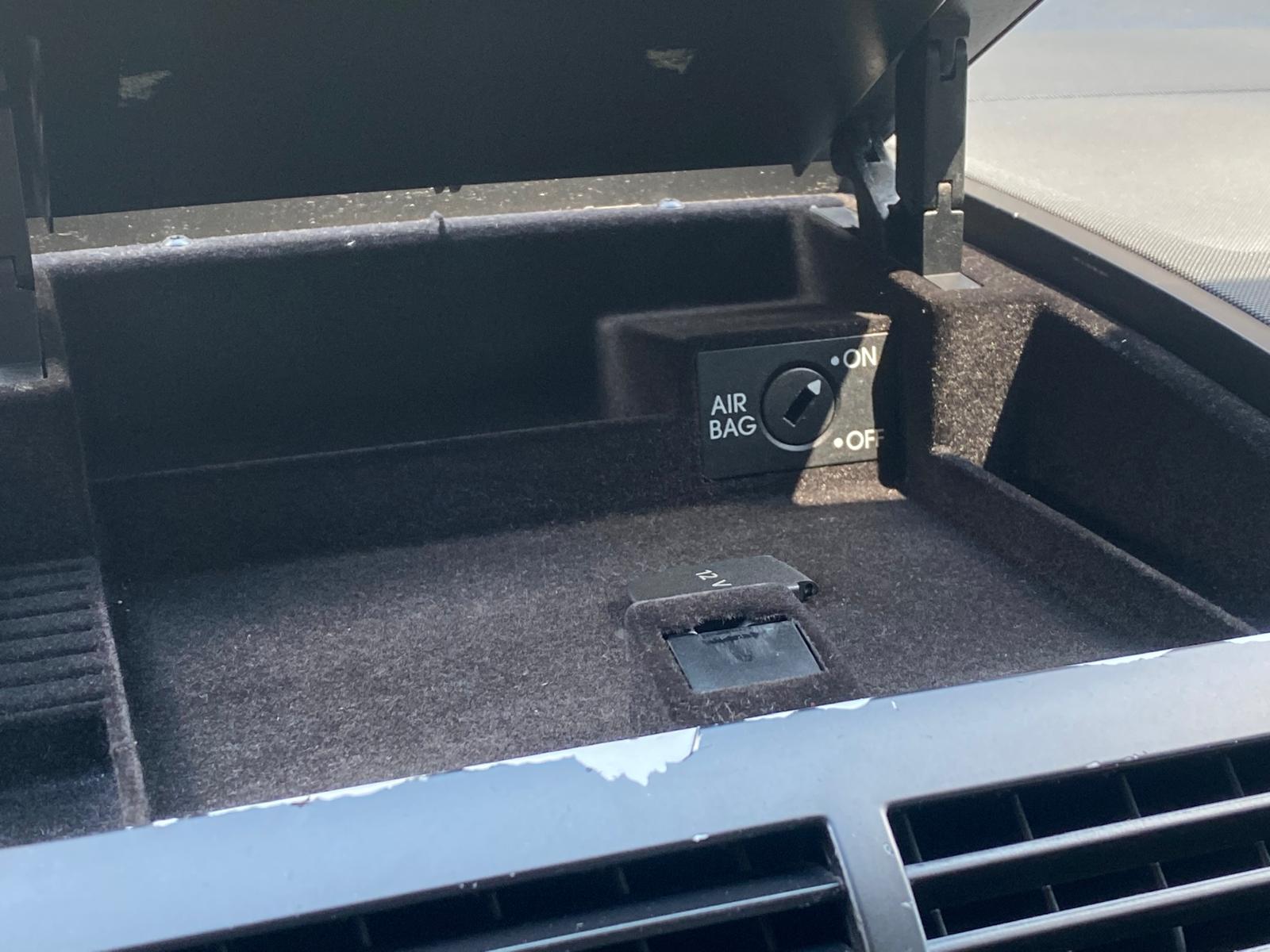 VW SHARAN FREESTYLE 7-VIETAS