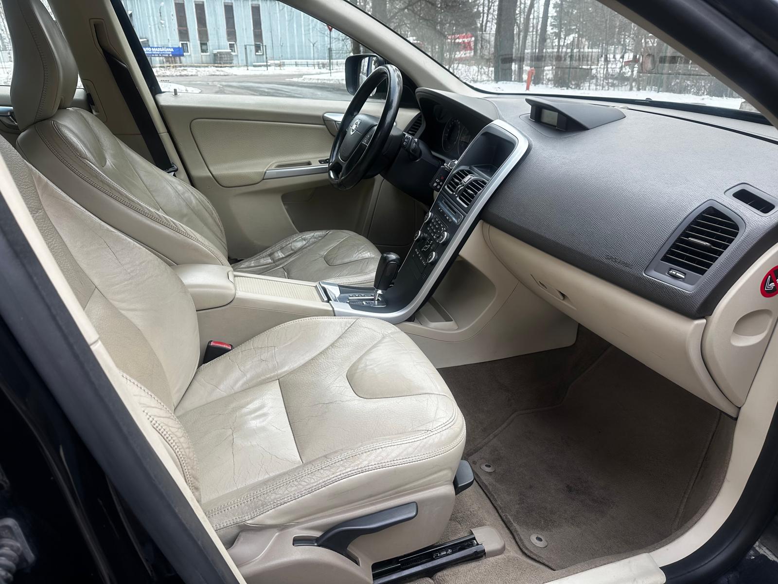 volvo xc60 4×4