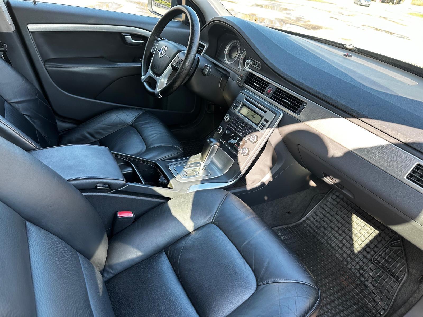 Volvo S80