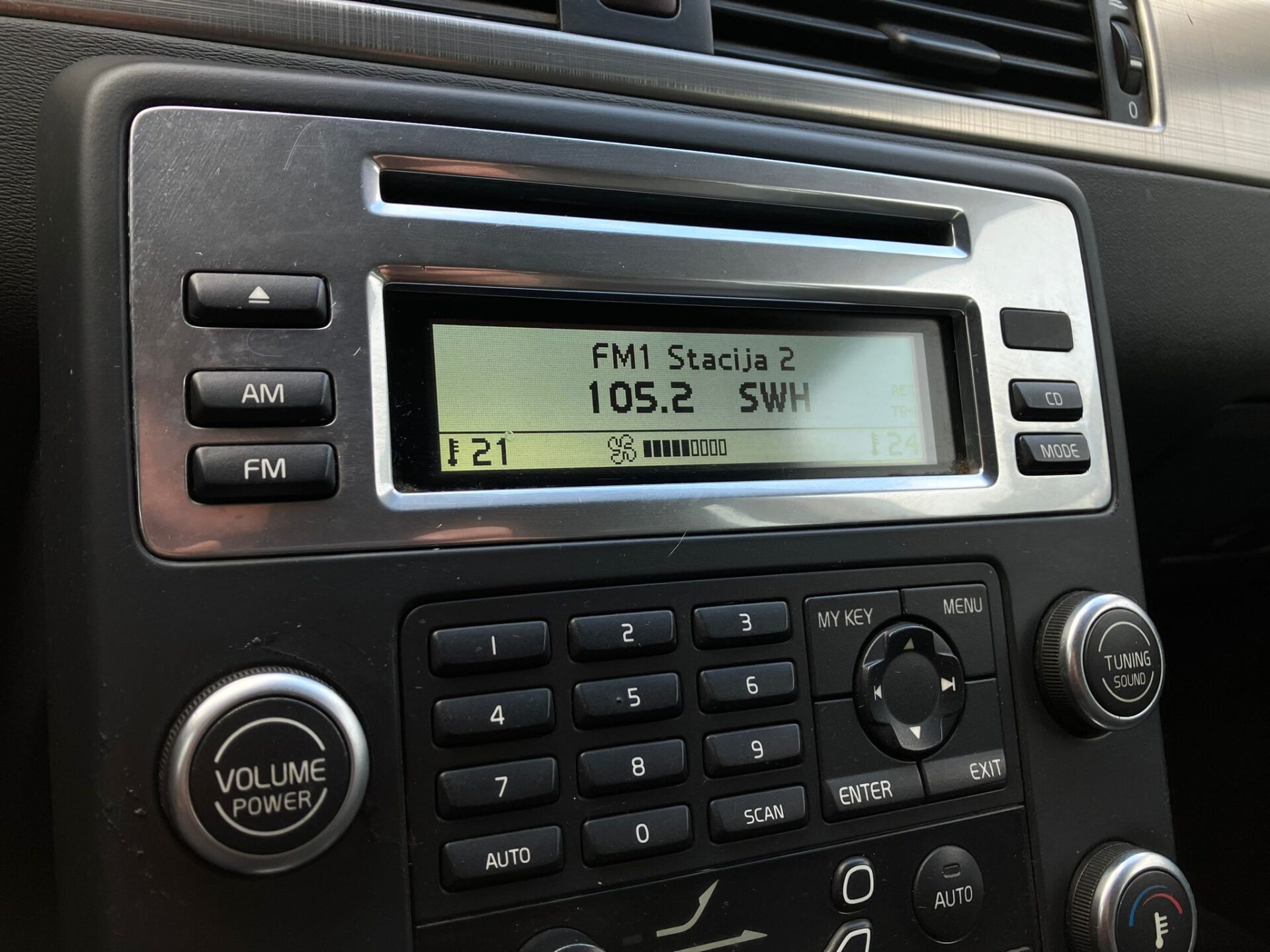 Volvo V70