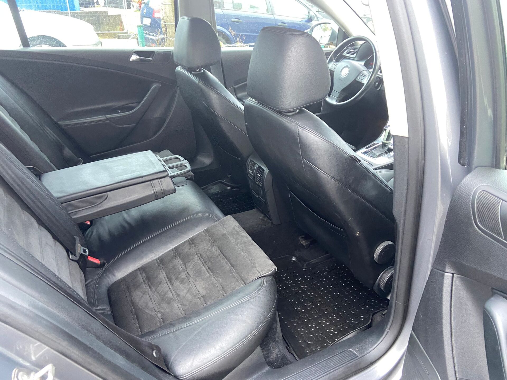 VW PASSAT (B6)