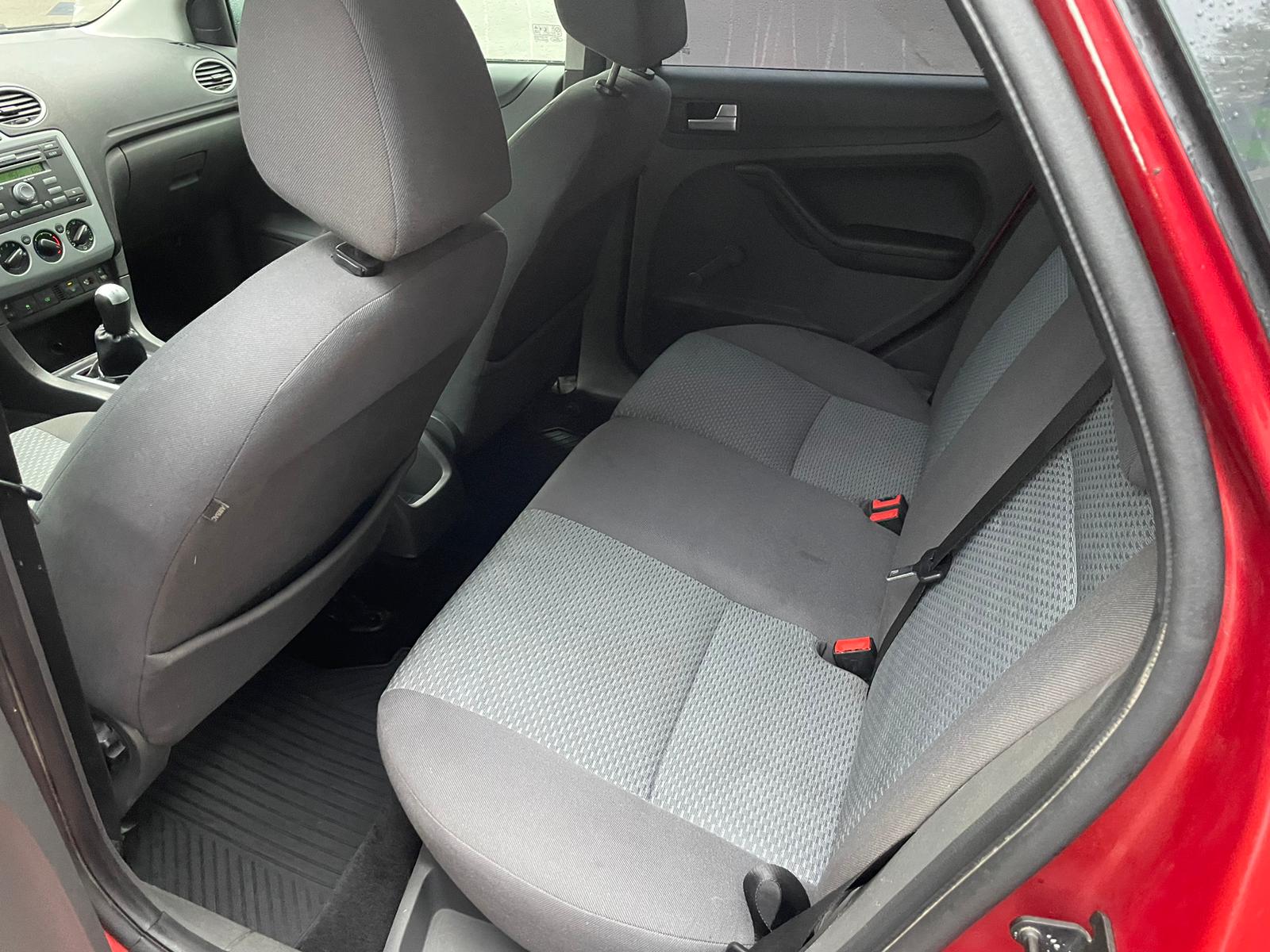 FORD FOCUS