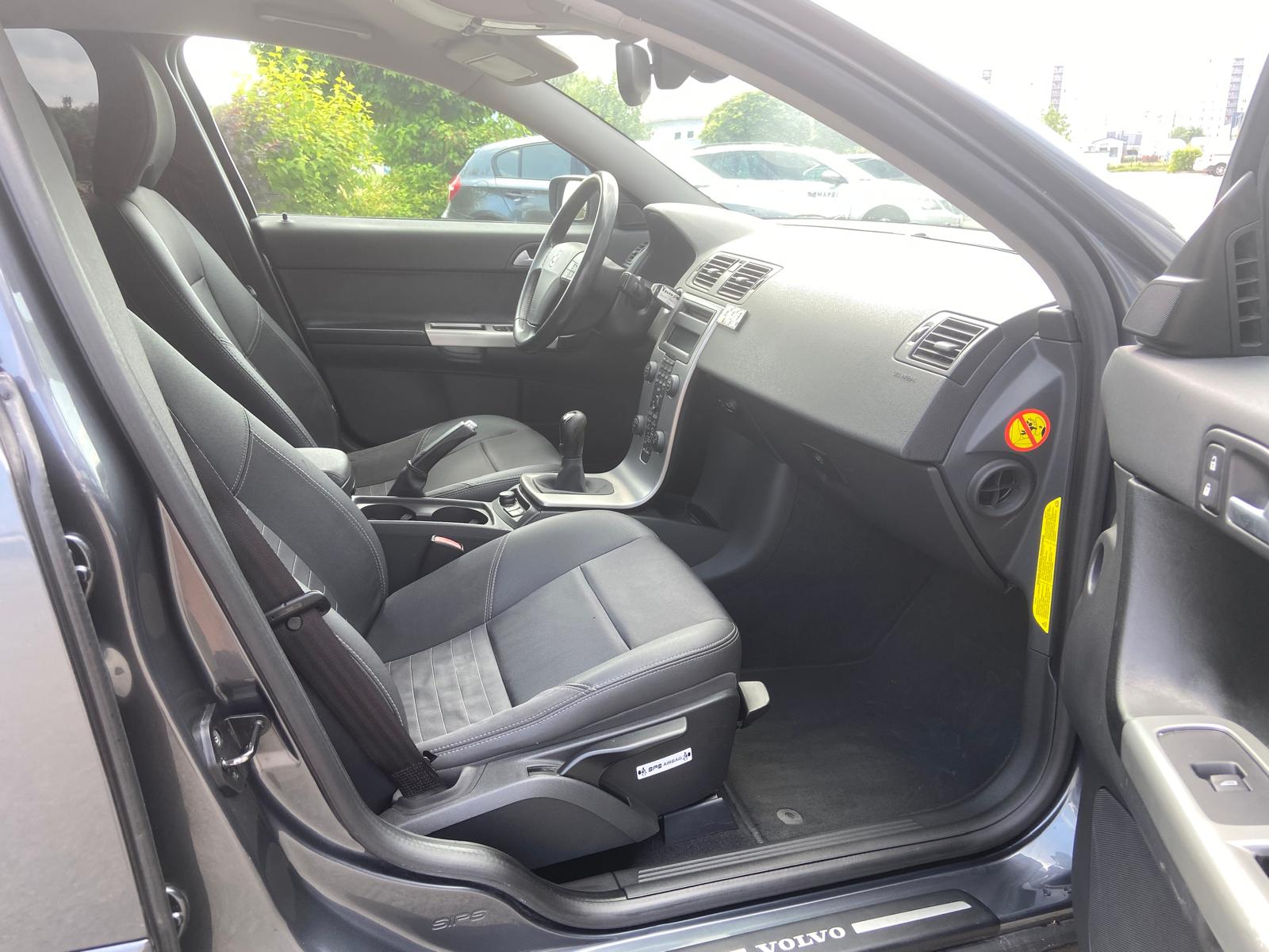 Volvo S40