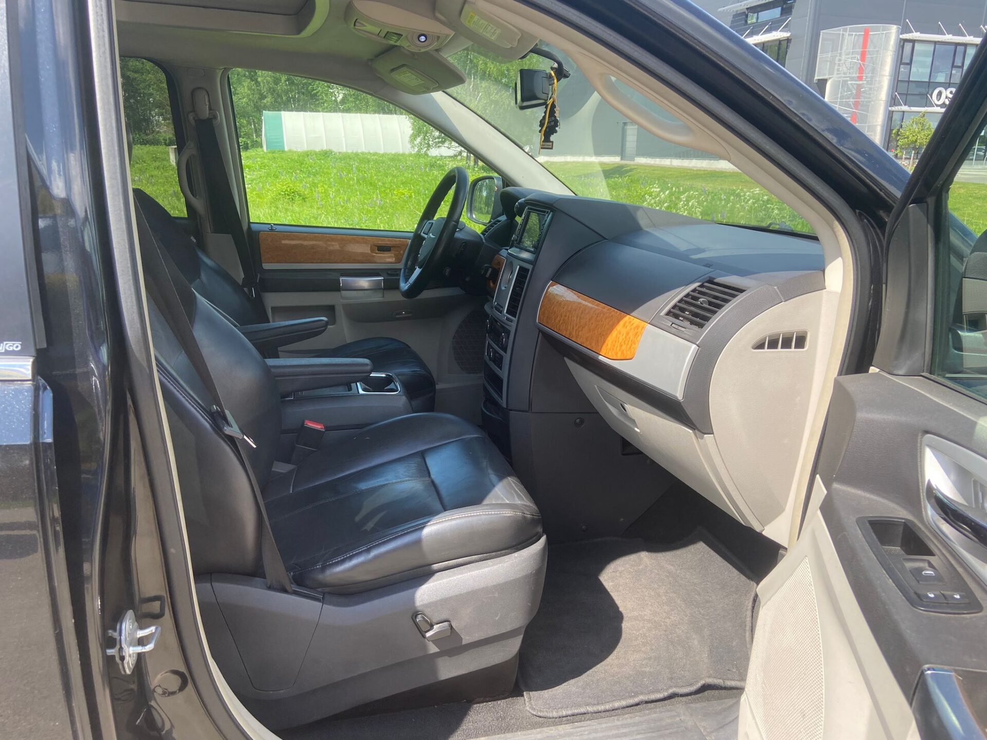 Chrysler Grand Voyager Stown&go 7-vietas