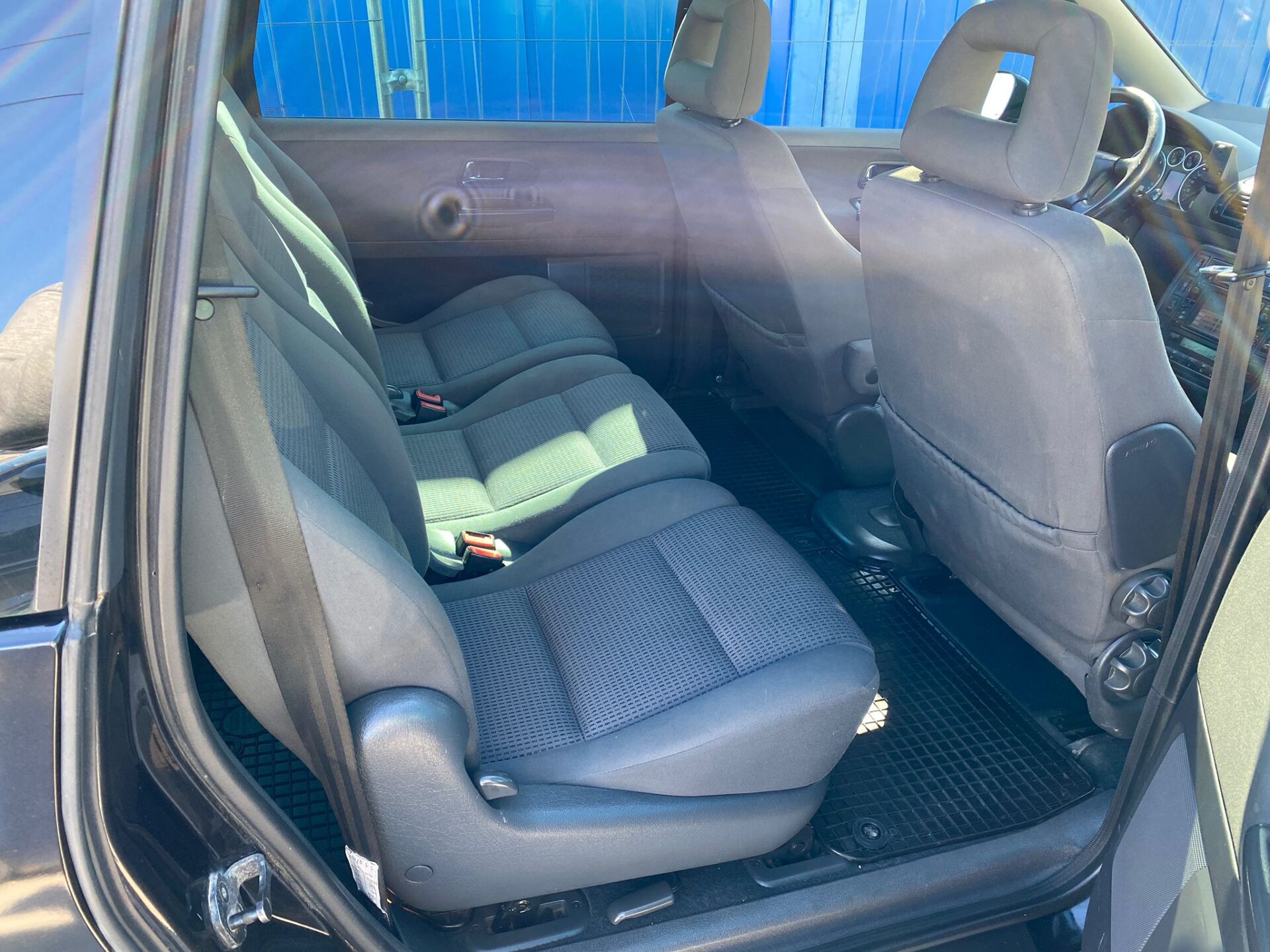 VW Sharan 7-Vietas