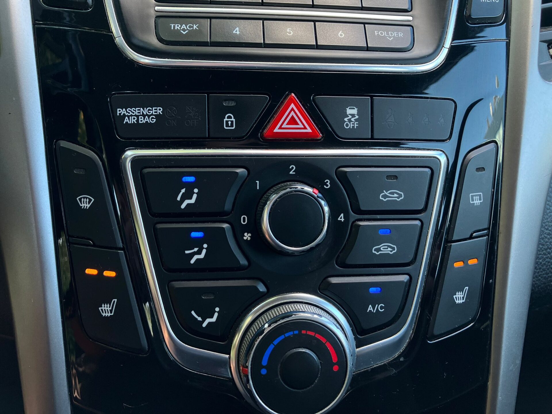 HYUNDAI I30 BLUE DRIVE