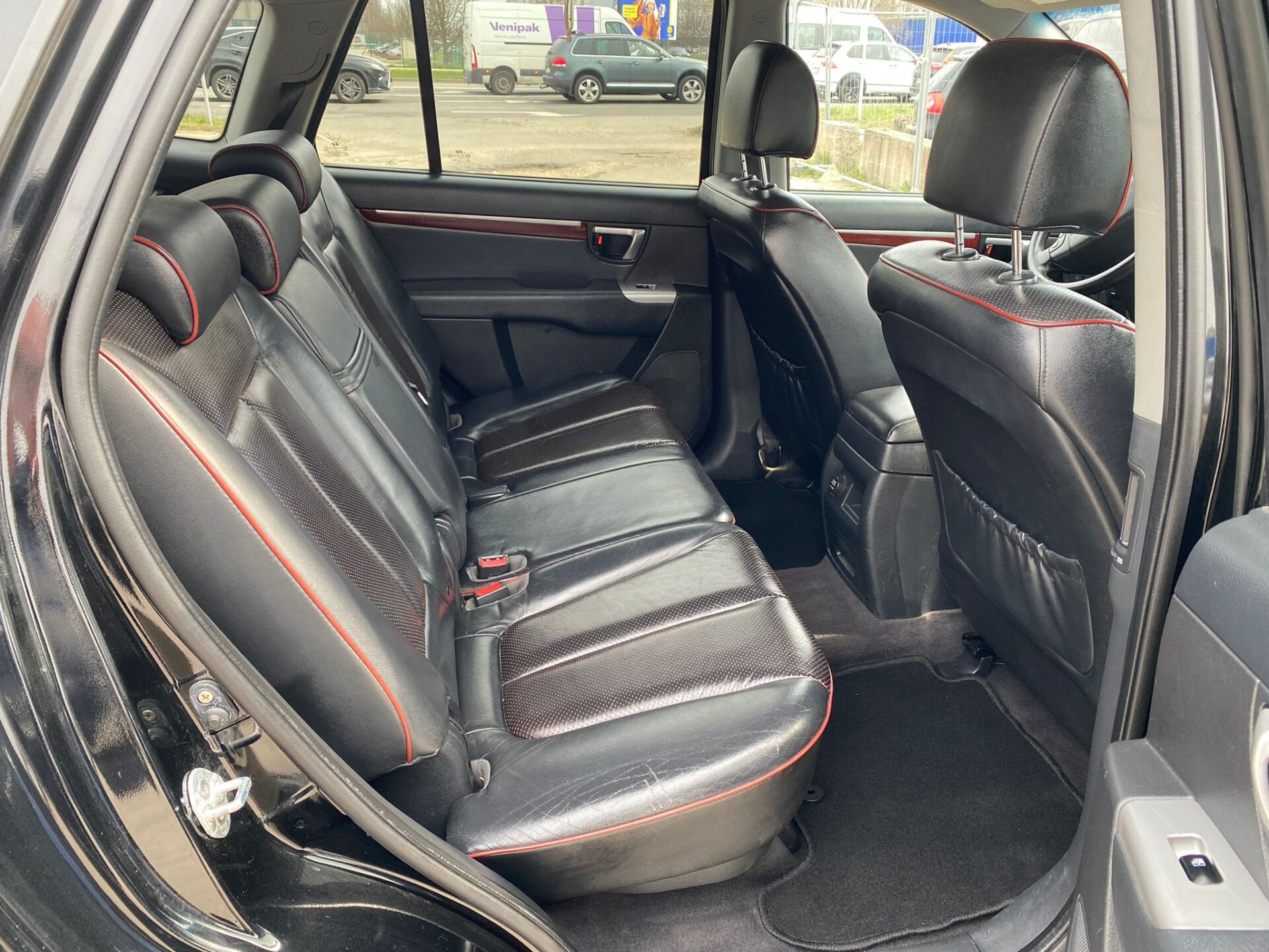 HYUNDAI SANTA FE 4×4