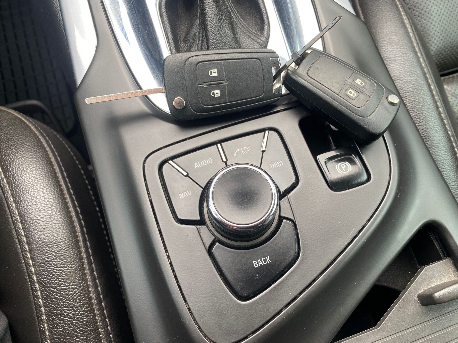 OPEL INSIGNIA SPORTS TOURER