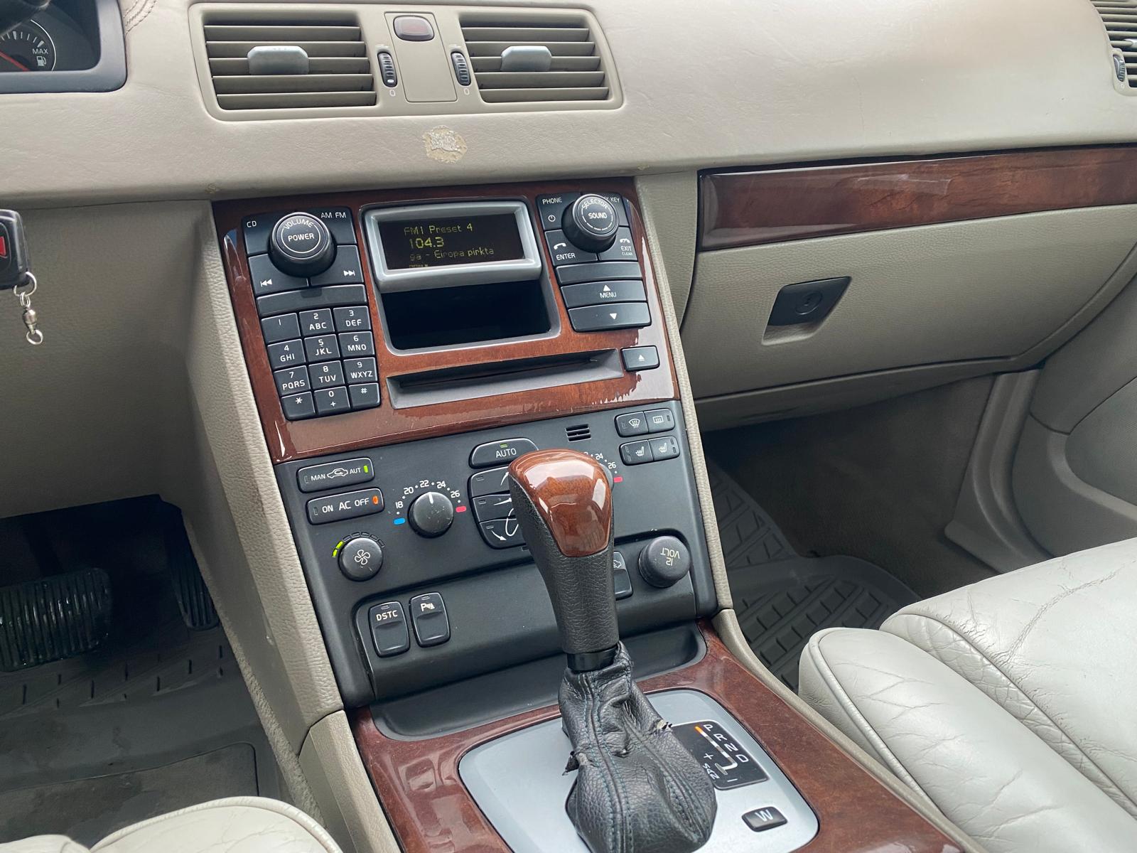 Volvo Xc90 7-vietas 4×4