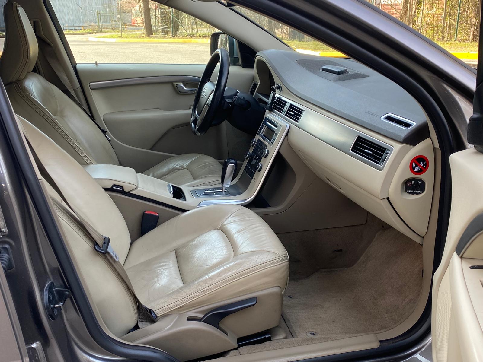 Volvo Xc70 cross country