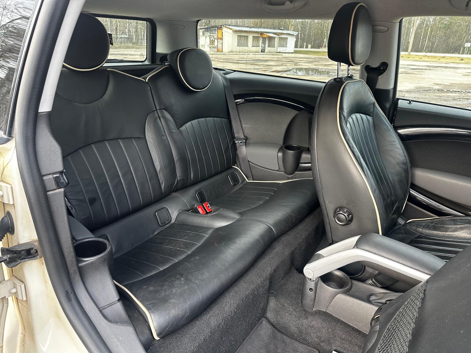 Mini cooper clubman