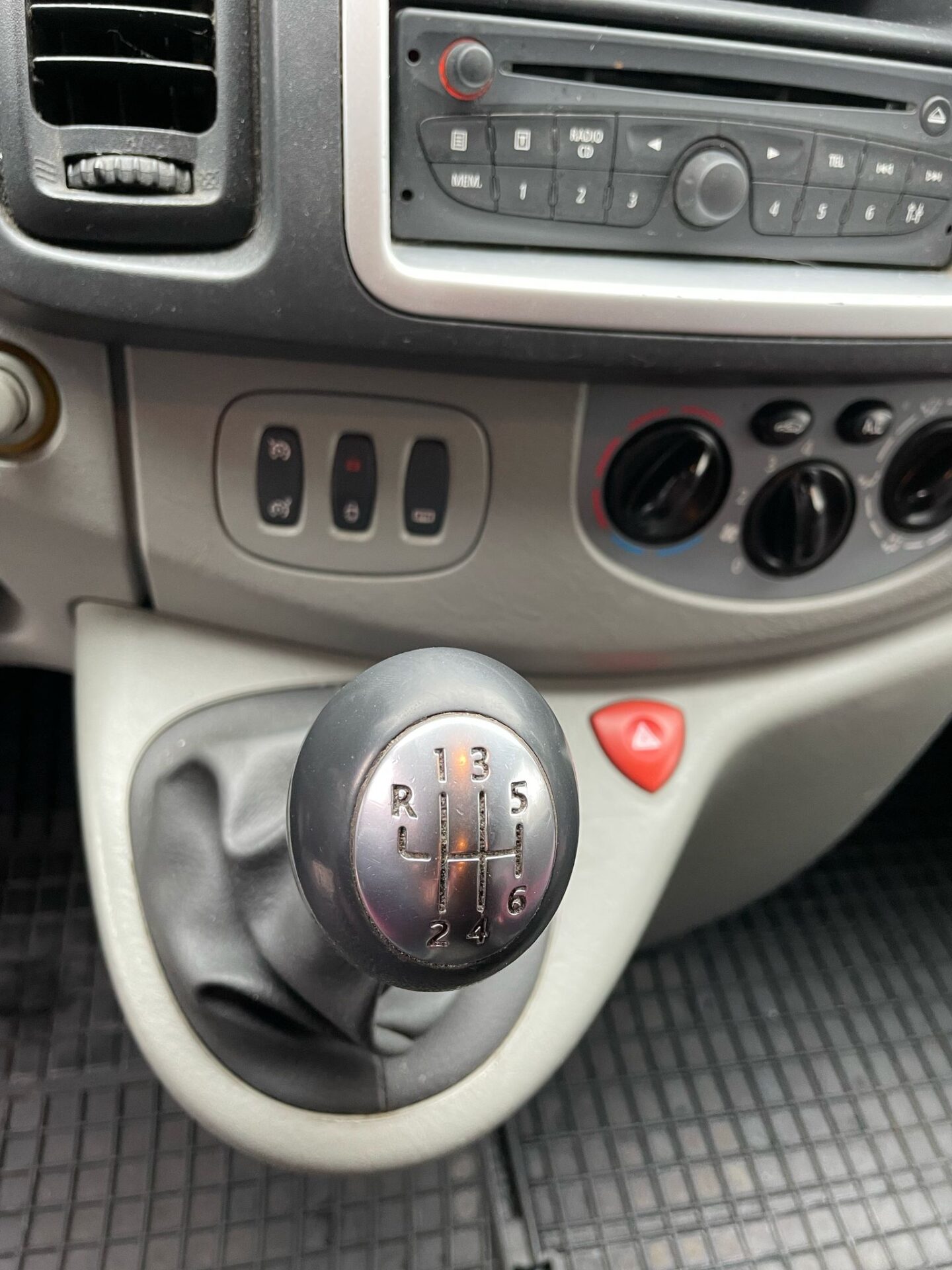 Renault Trafic 7 vietas