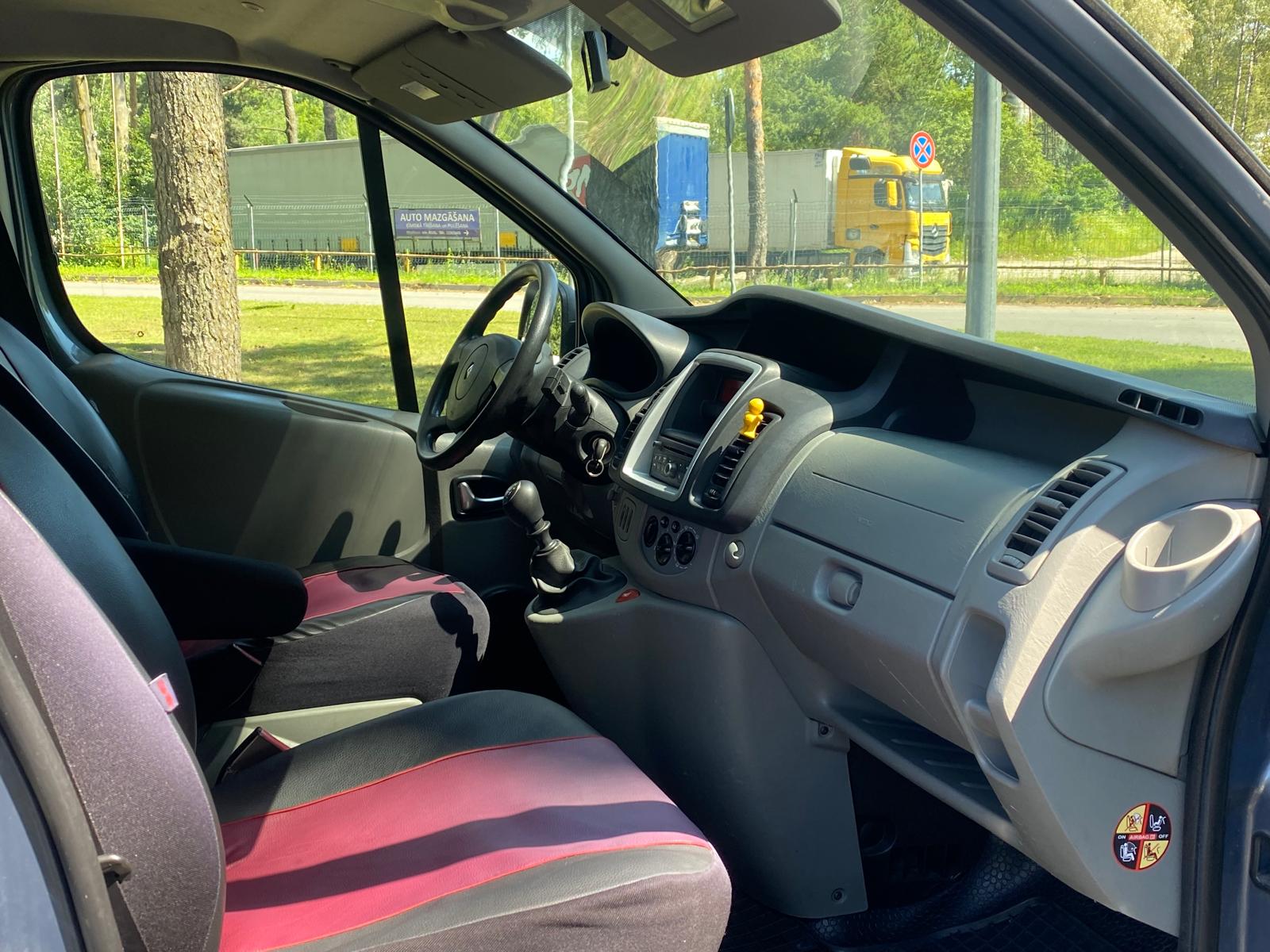 Renault Trafic 8 vietas