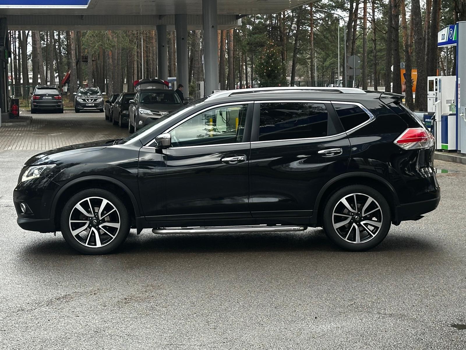 NISSAN X-TRAIL 4X4