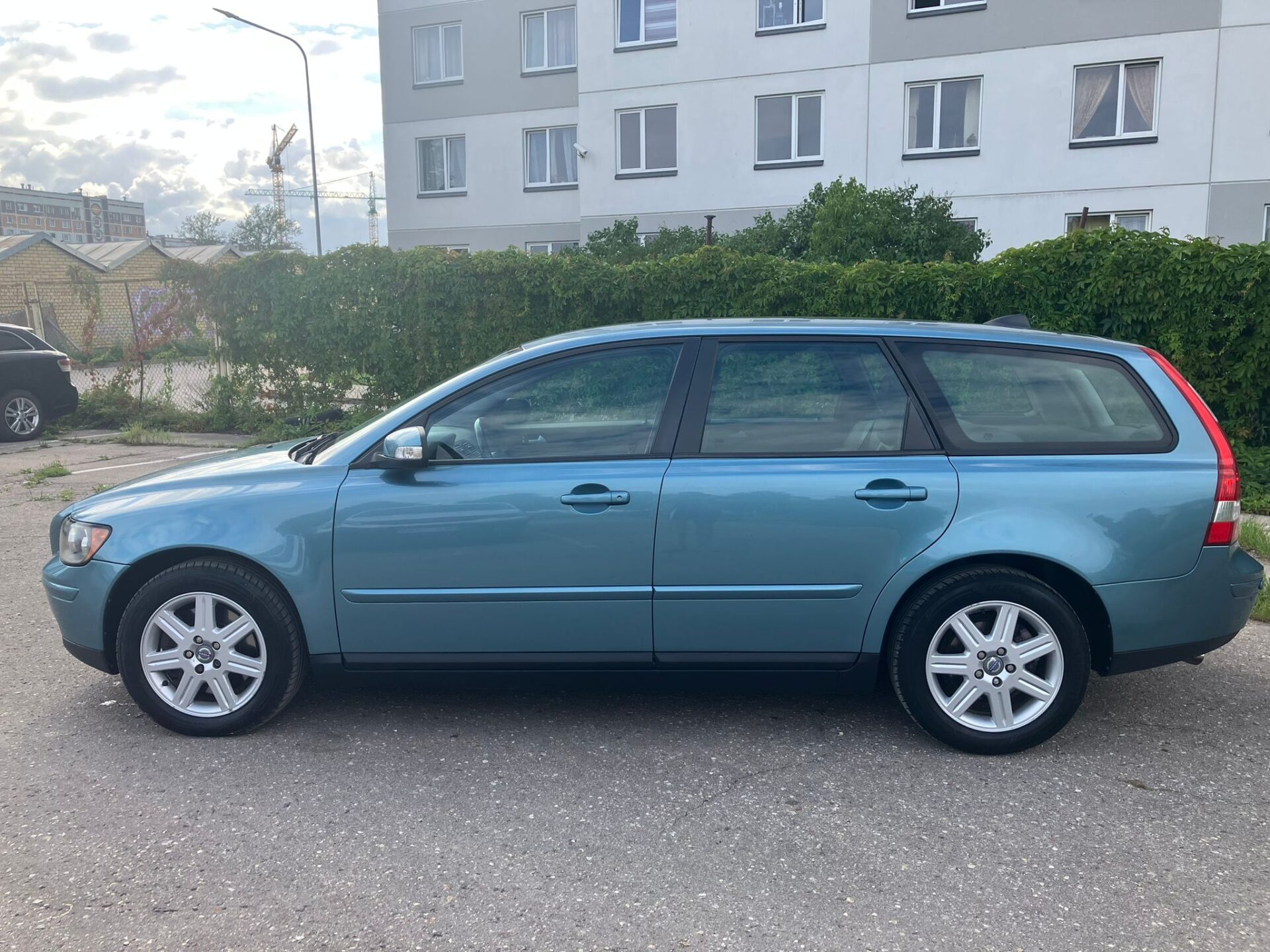Volvo V50