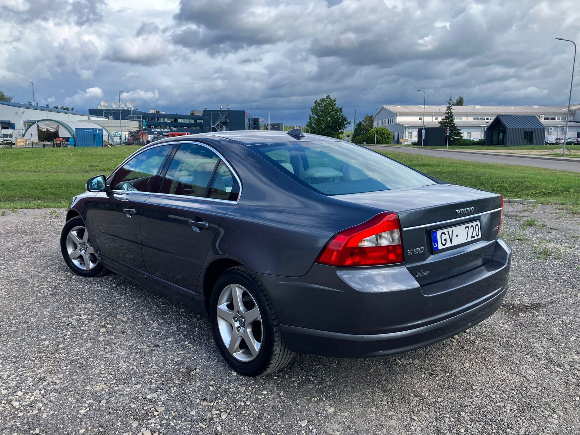 Volvo S80