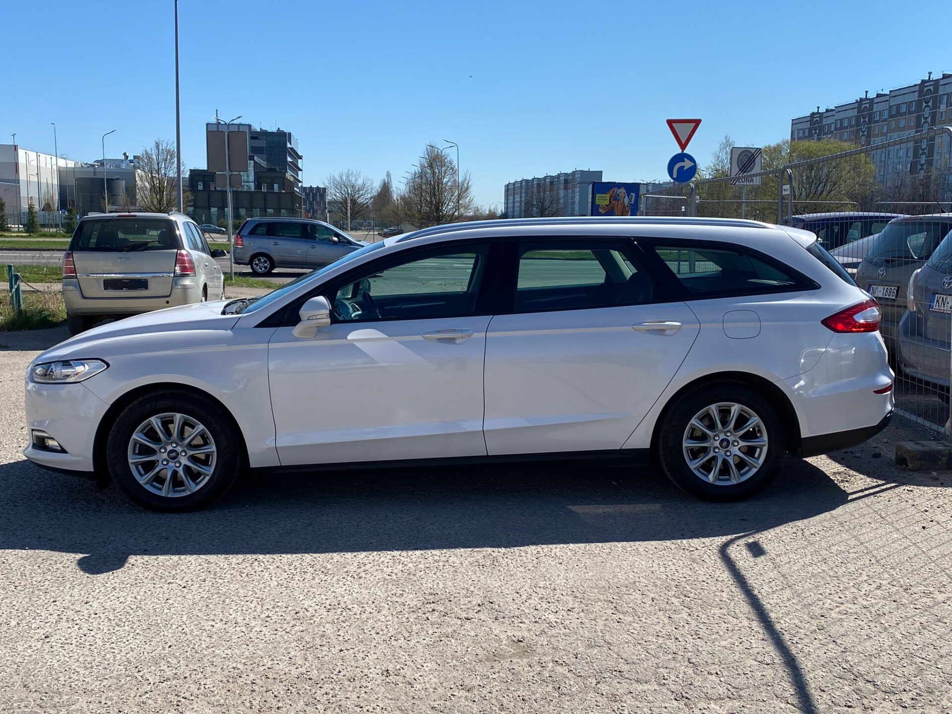Ford Mondeo (From Germany, not used in Latvia)