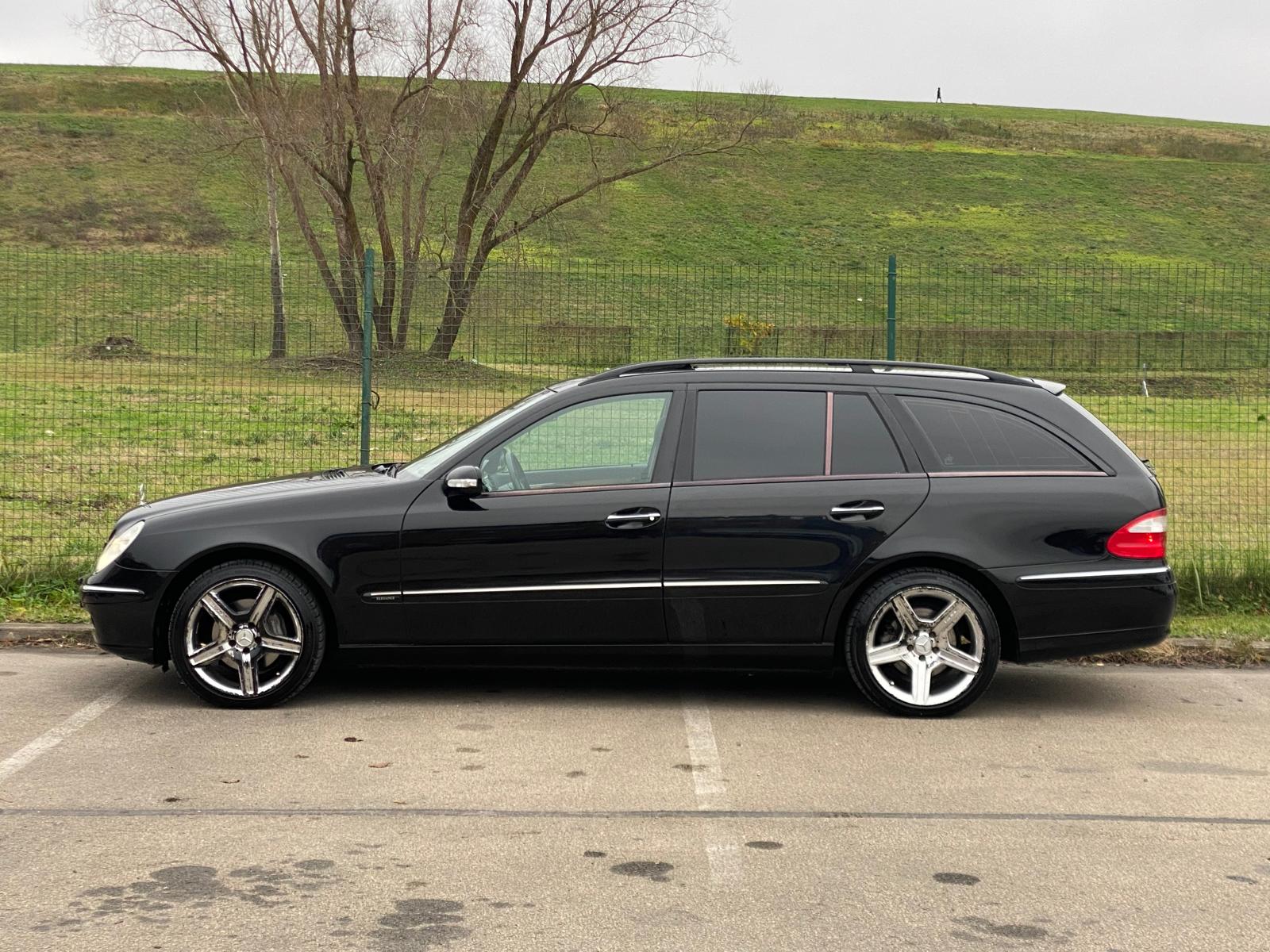 Mercedes Benz E320 Elegance